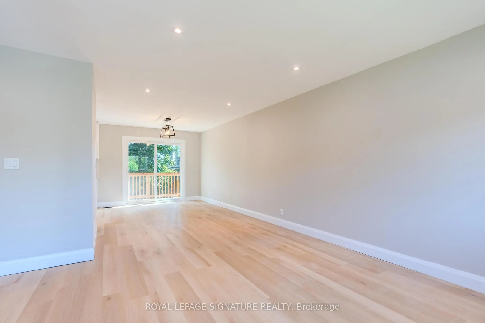 1337 Cedar Street, #Main