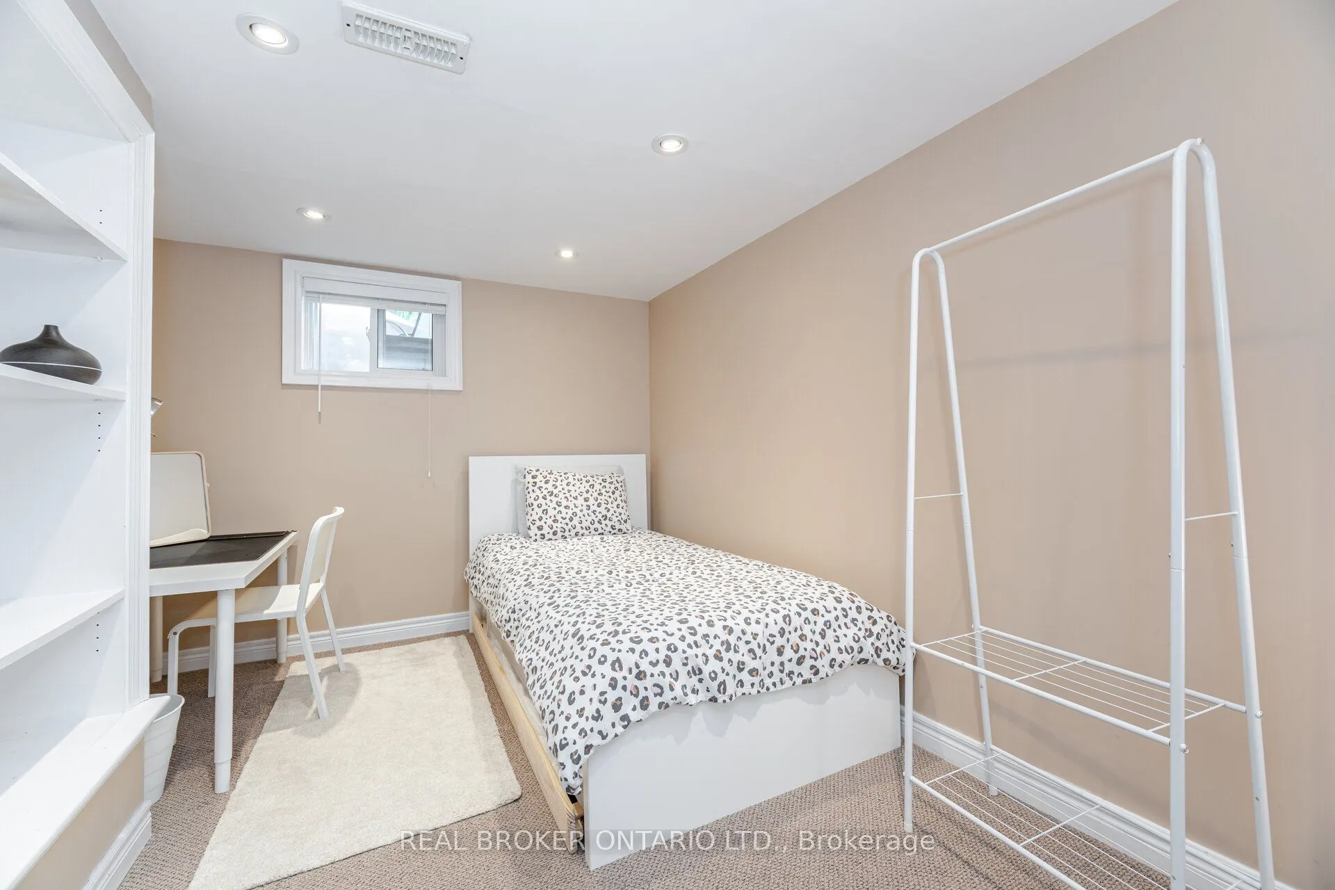 18 Adanac Drive