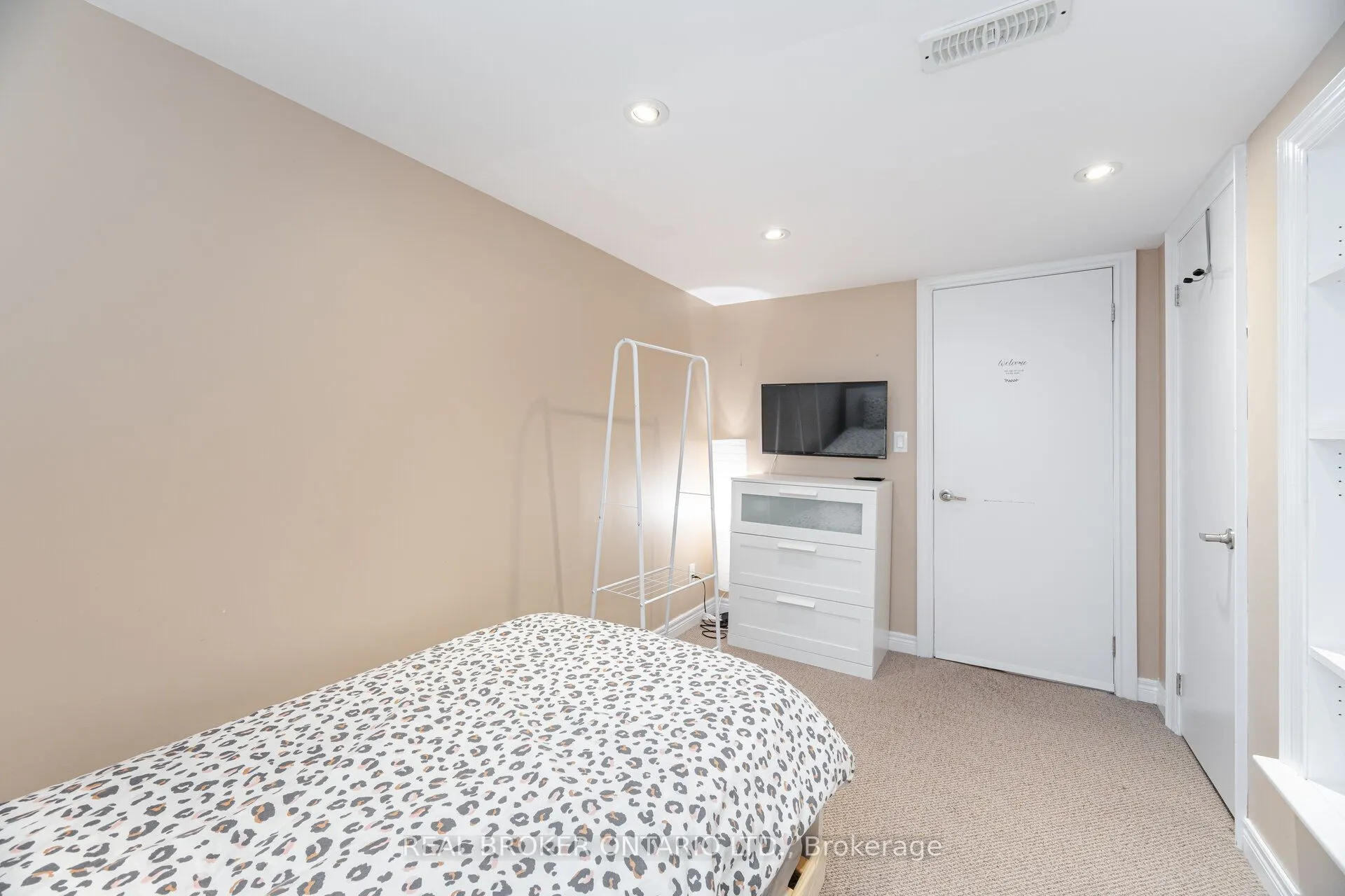 18 Adanac Drive