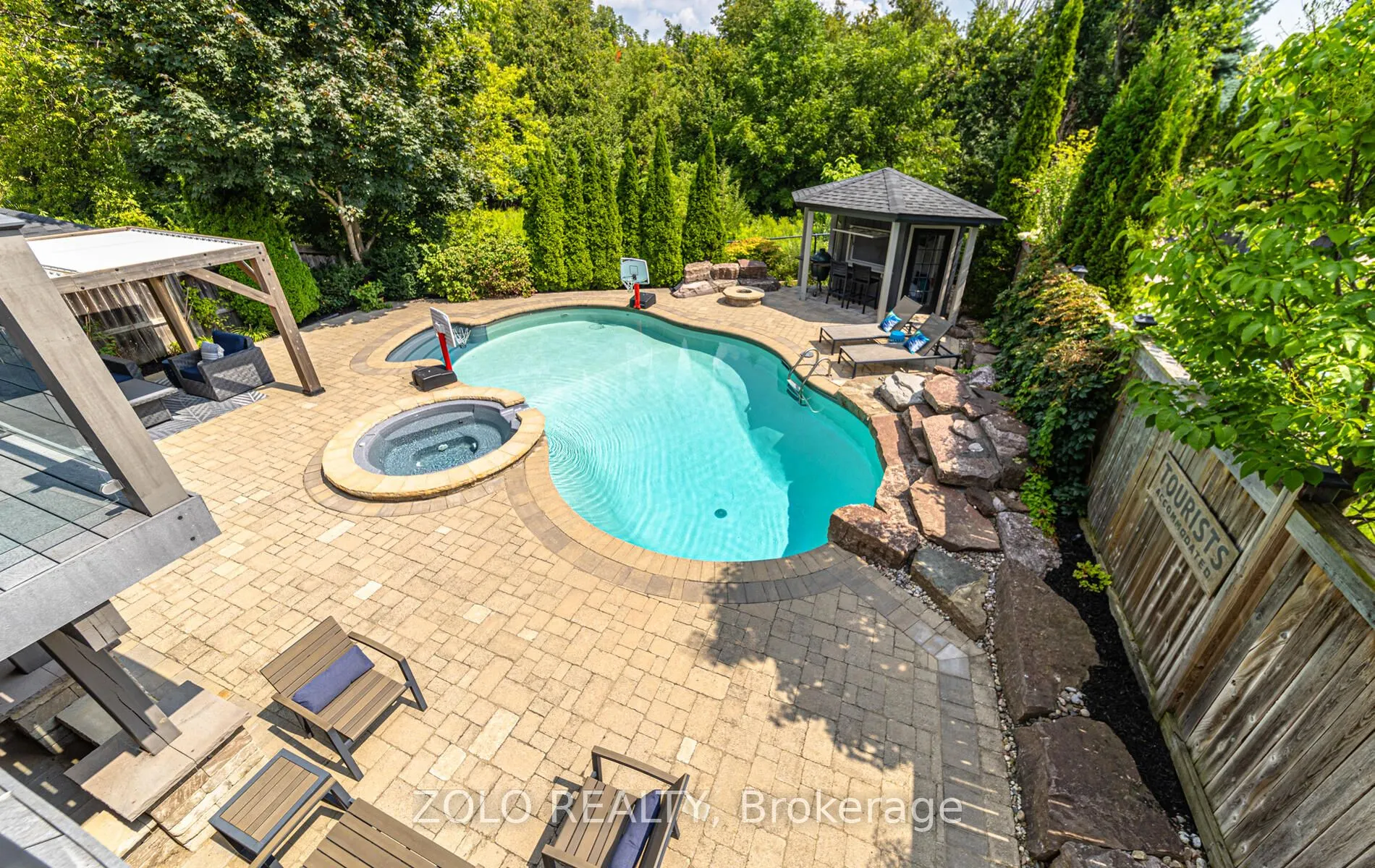 3 Covington Drive