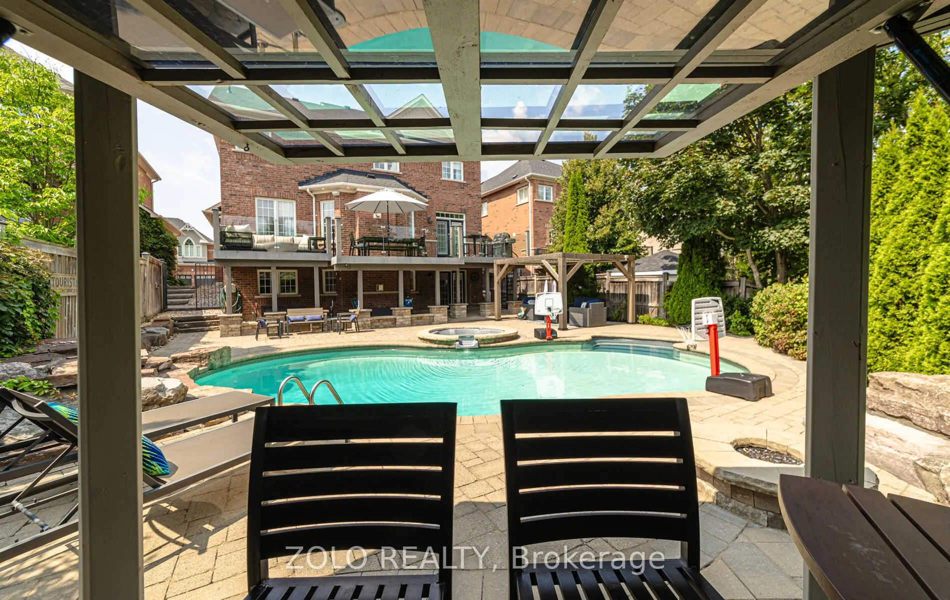 3 Covington Drive