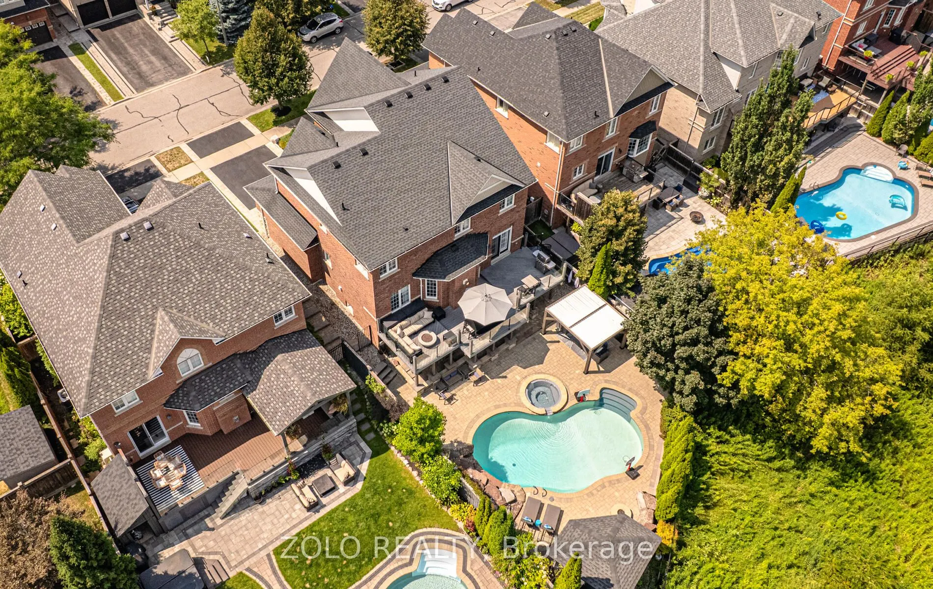 3 Covington Drive