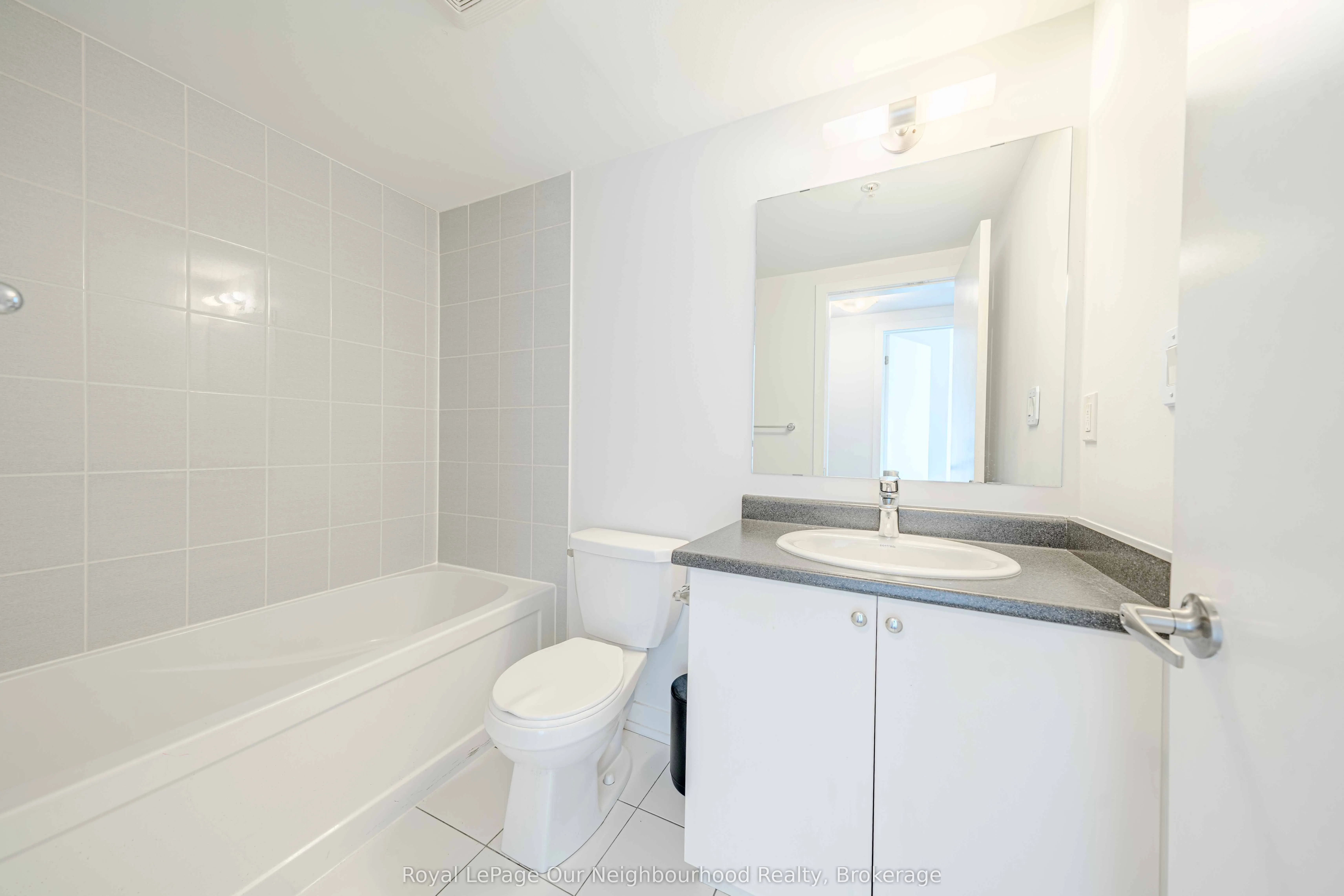 1555 Kingston Road, #205