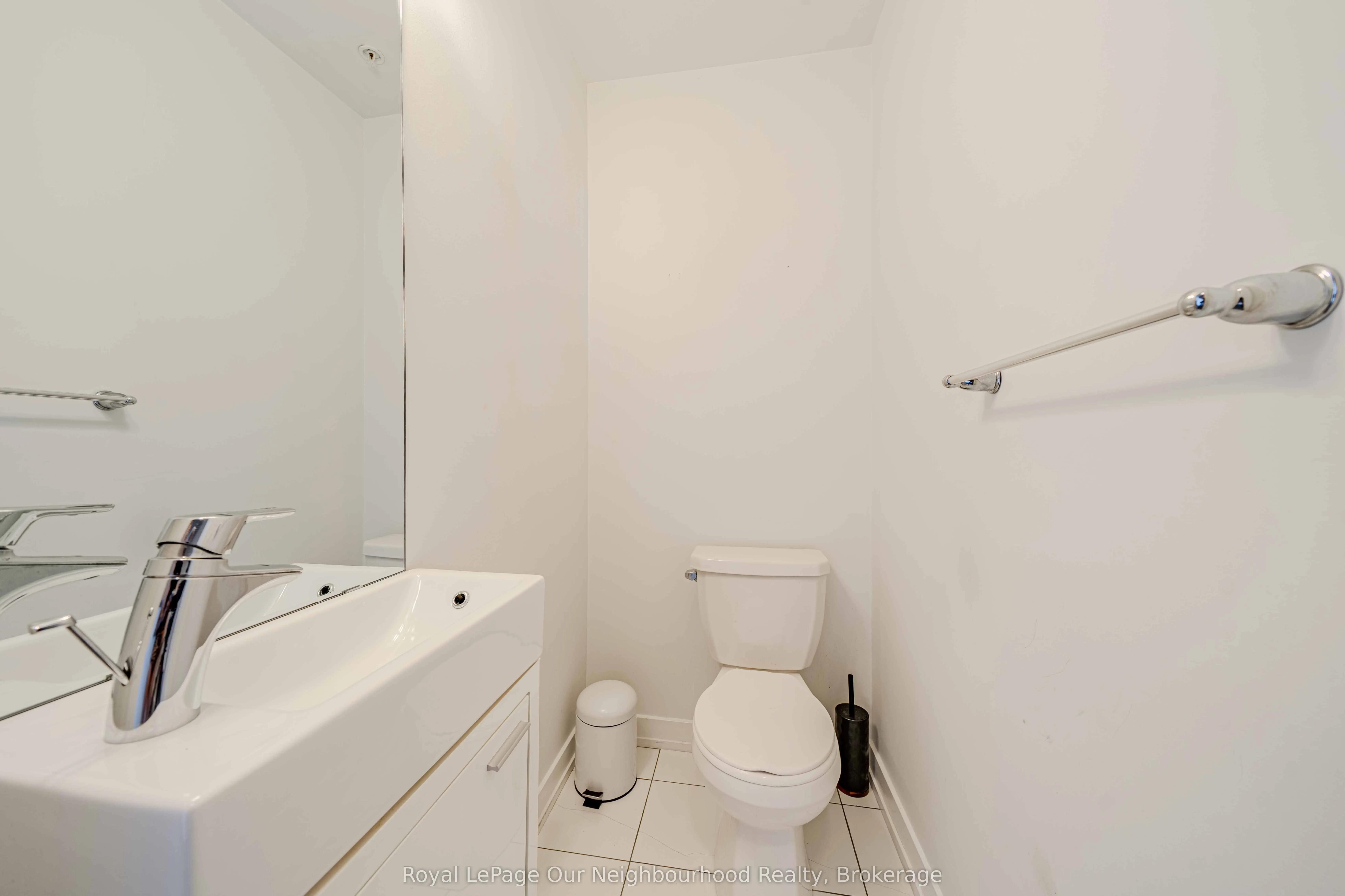 1555 Kingston Road, #205
