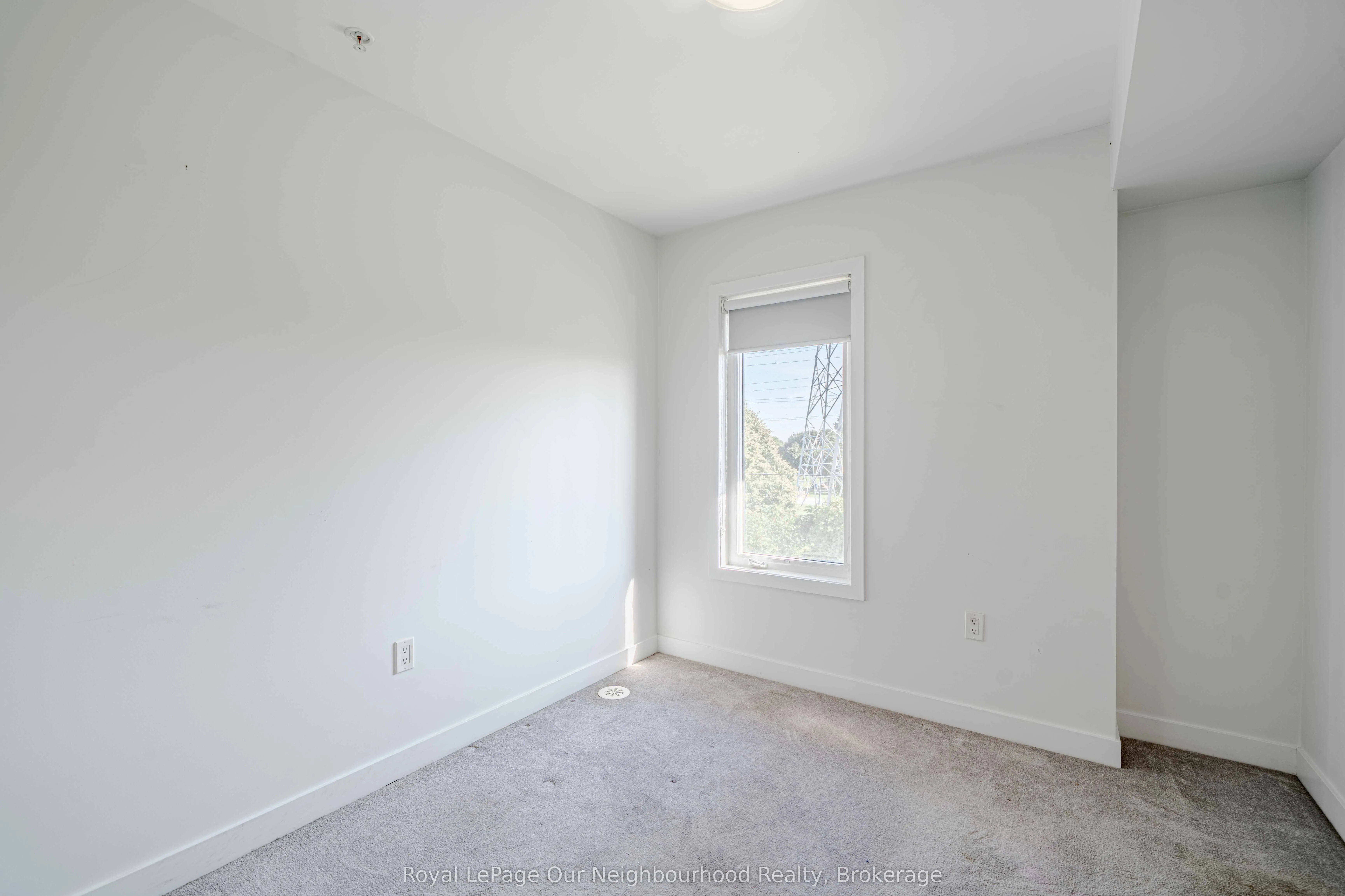 1555 Kingston Road, #205