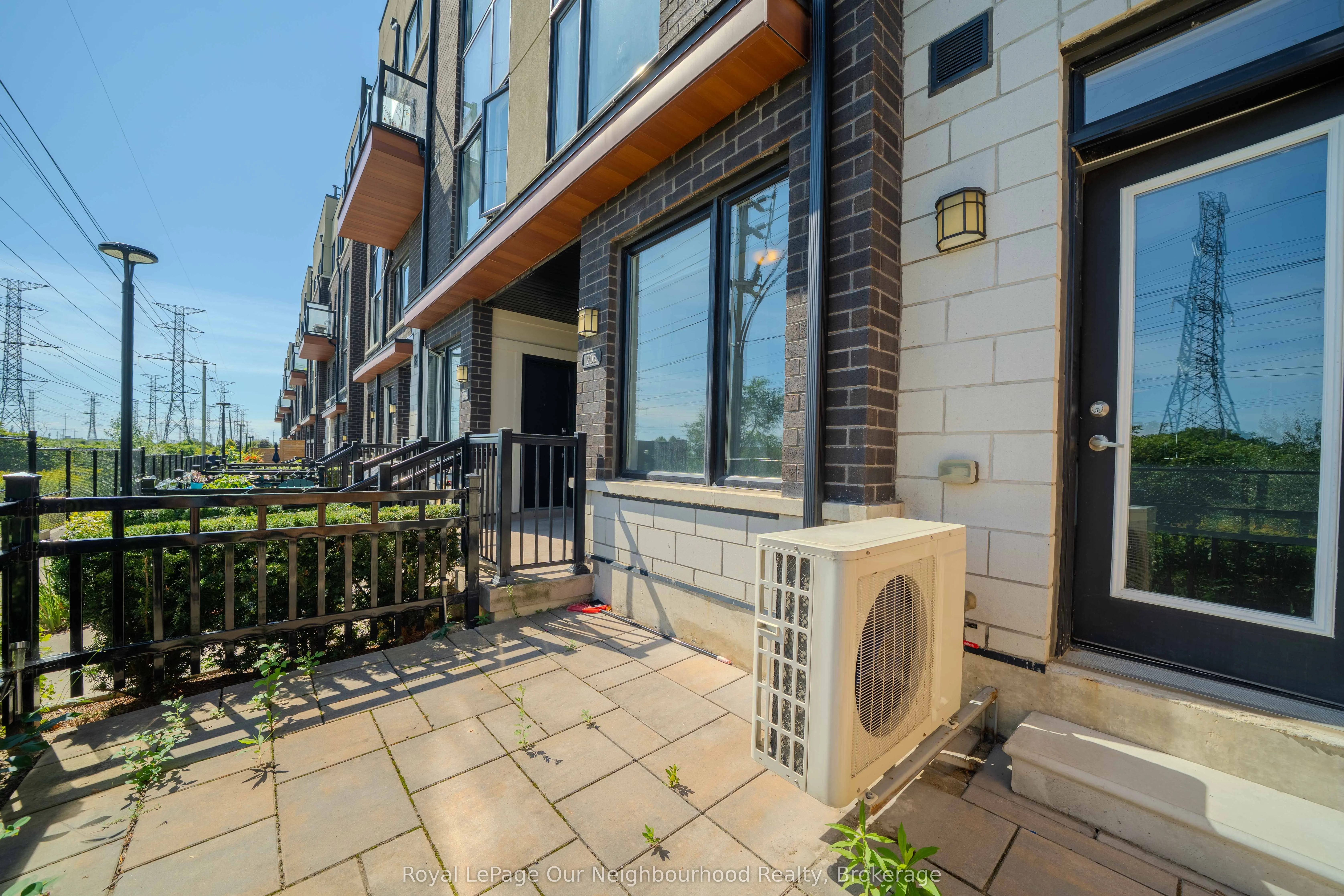1555 Kingston Road, #205