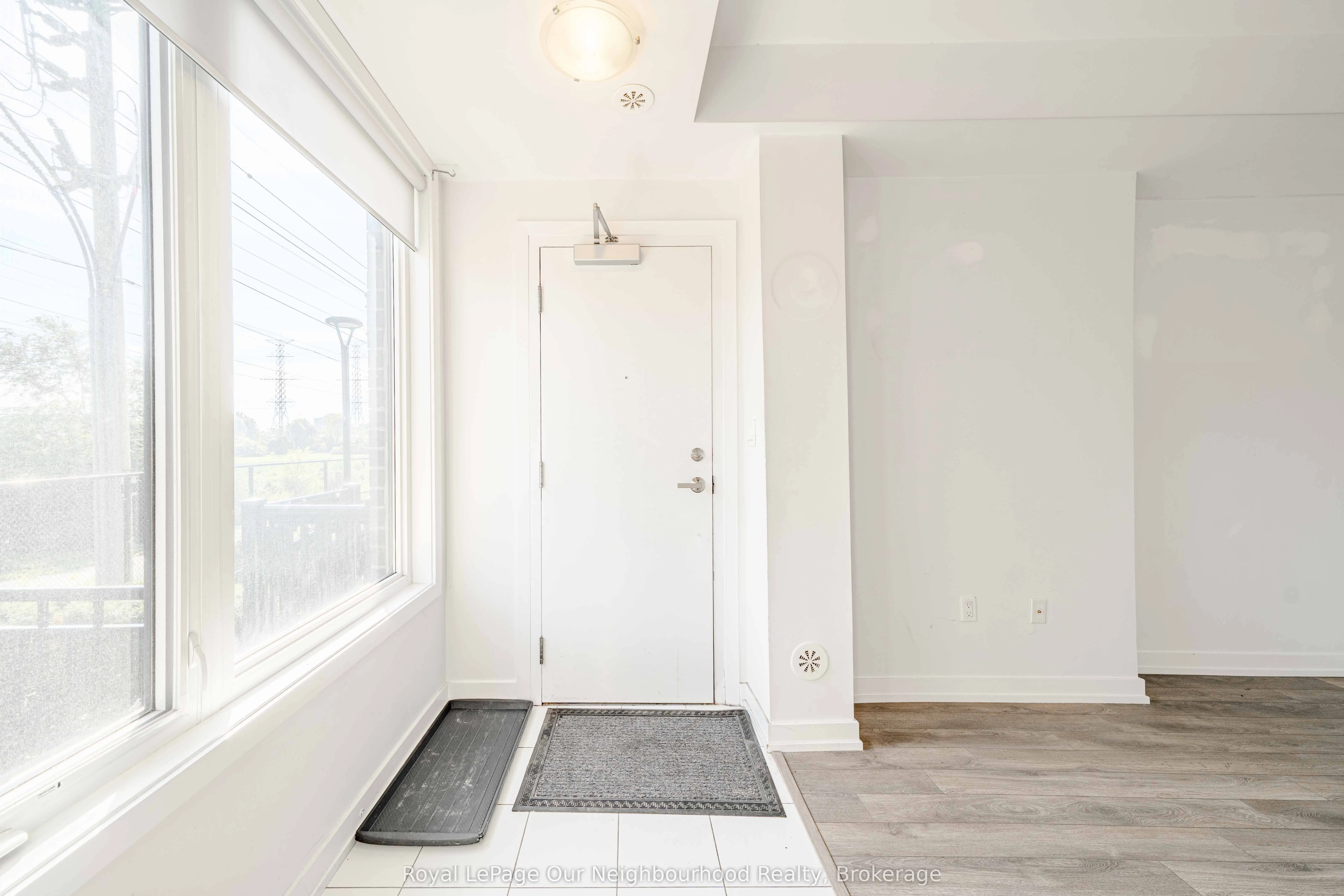 1555 Kingston Road, #205