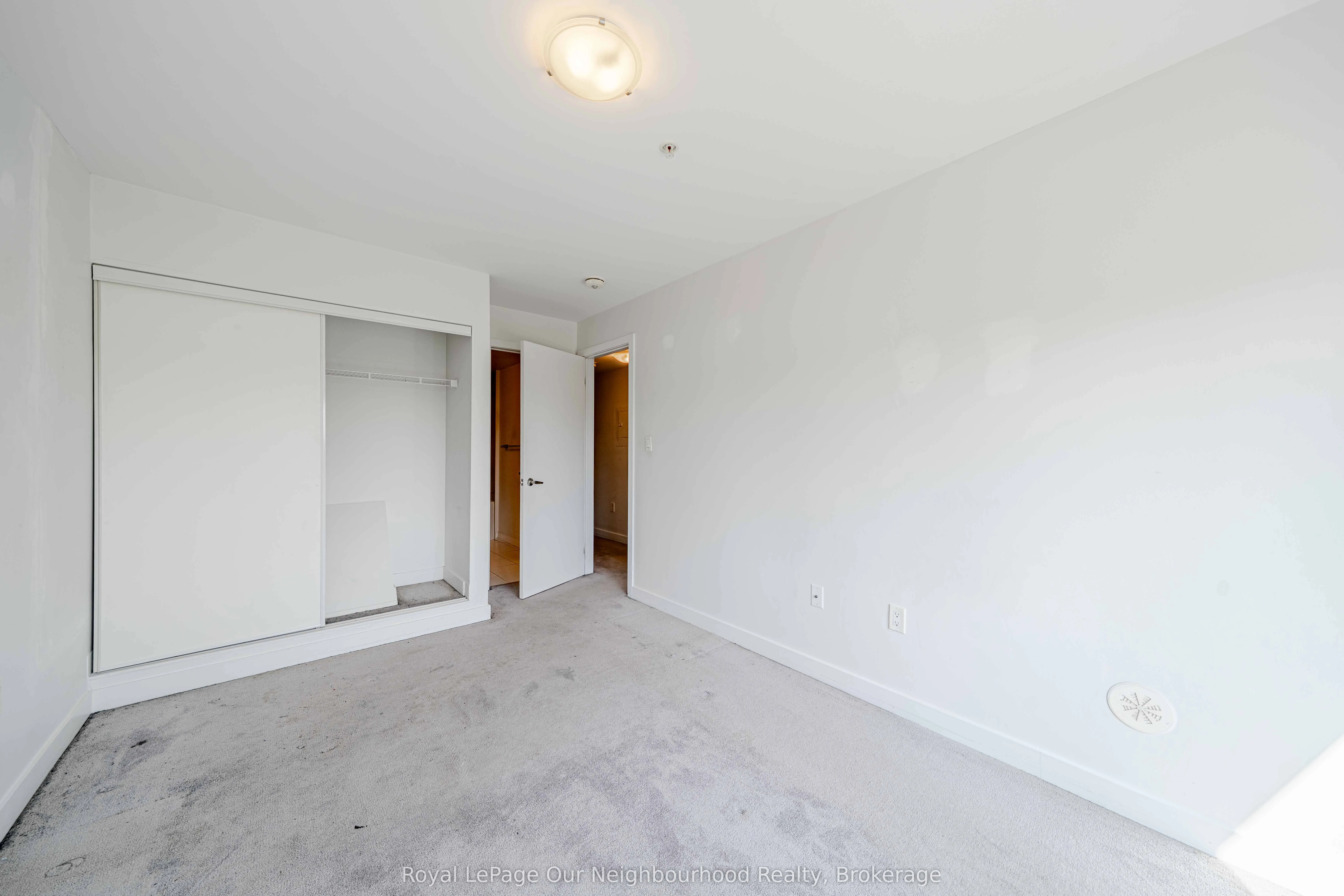 1555 Kingston Road, #205