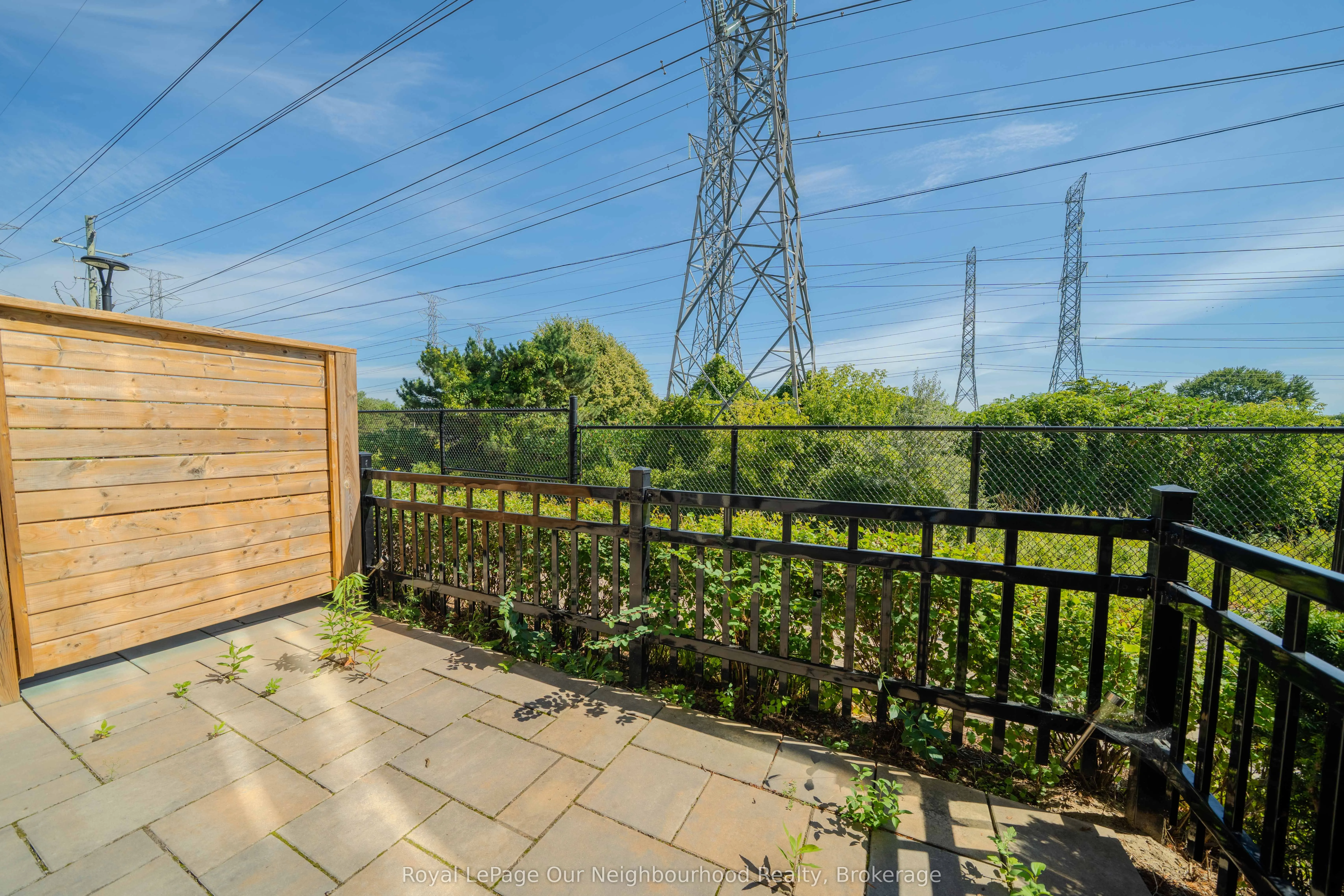 1555 Kingston Road, #205