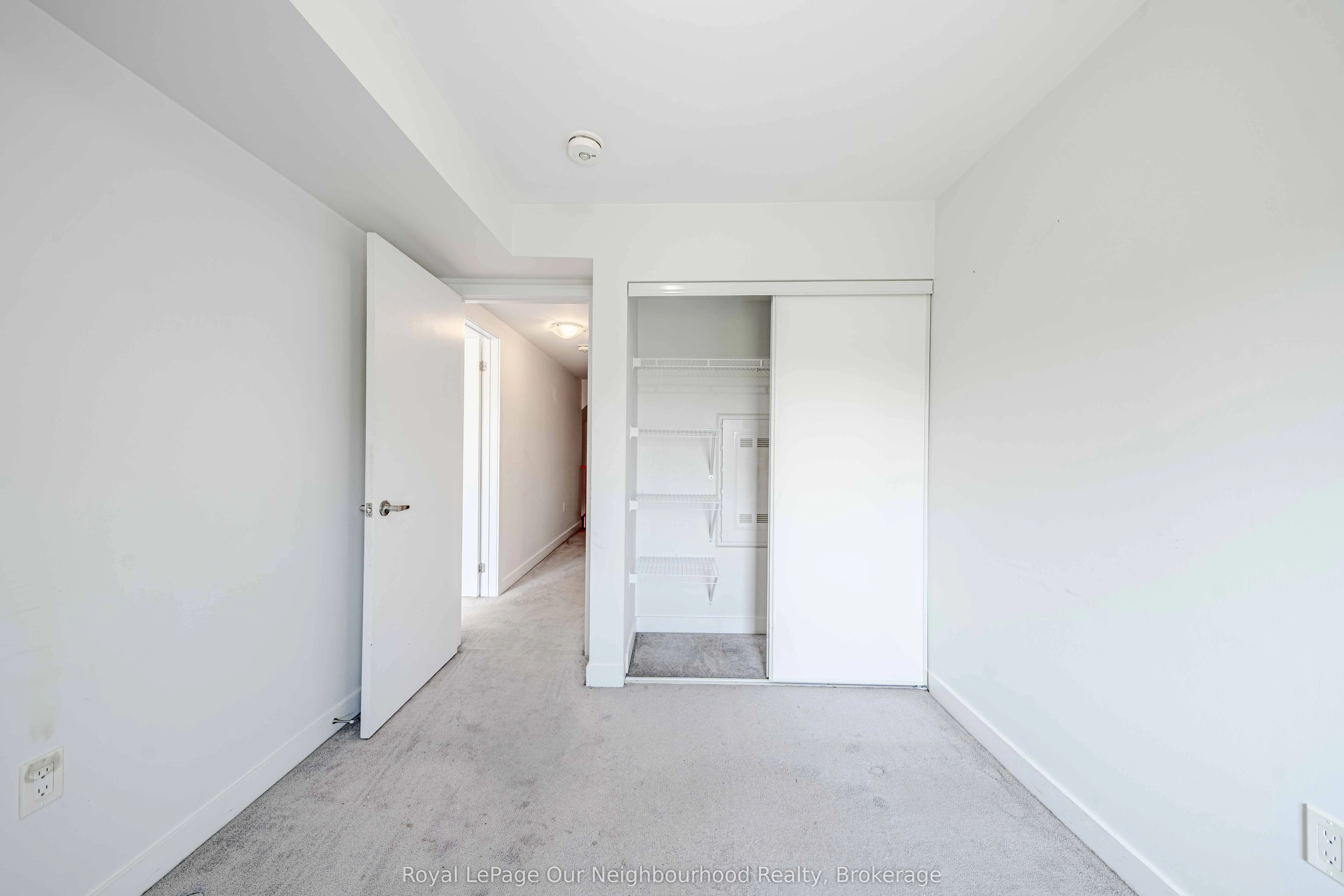 1555 Kingston Road, #205