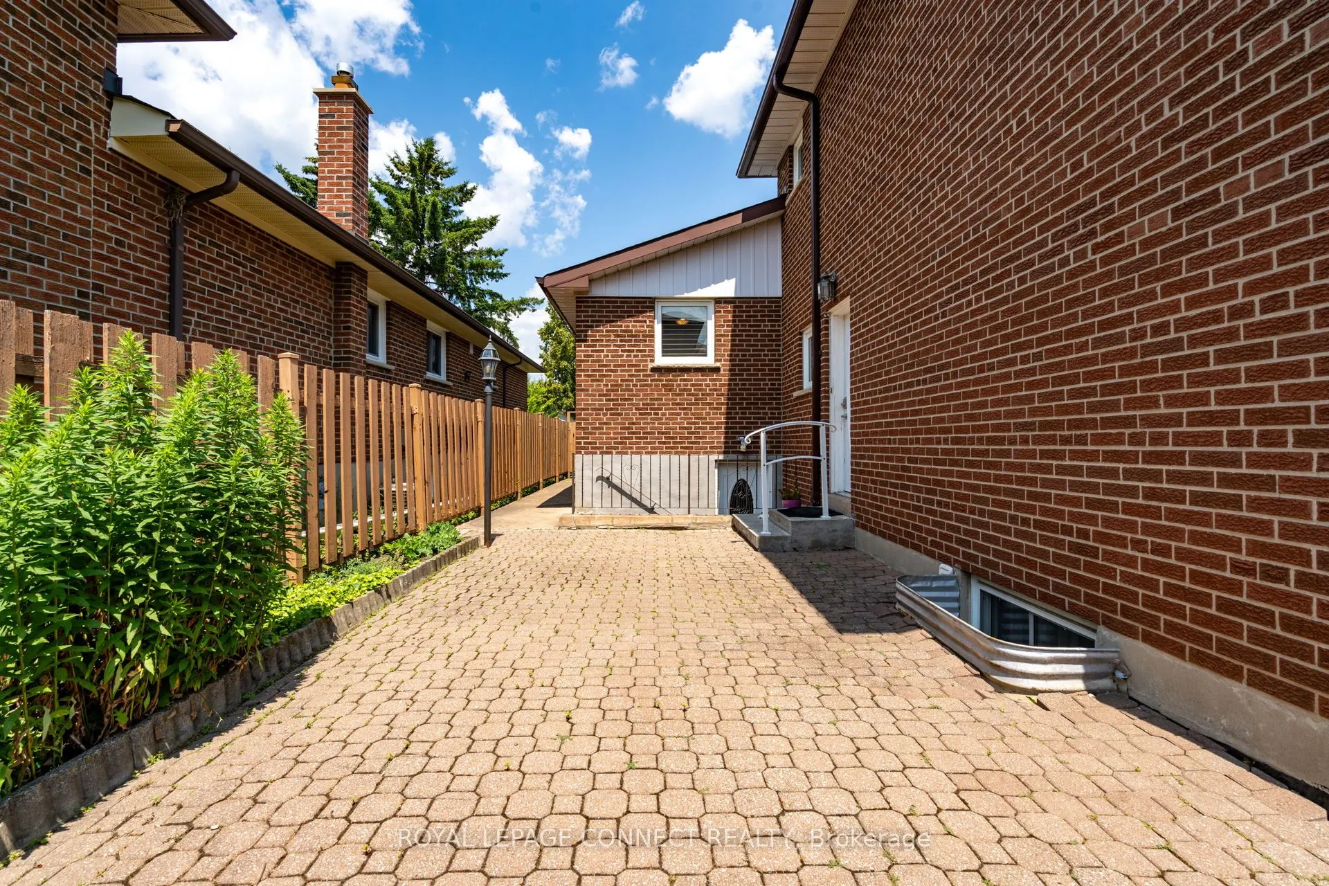 17 Altair Avenue