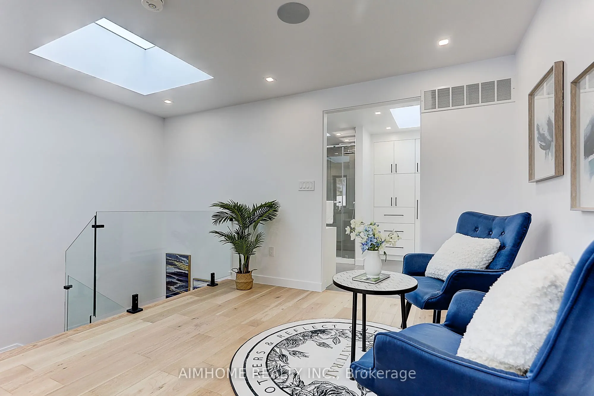 15 Holborne Avenue, #ROOM 1