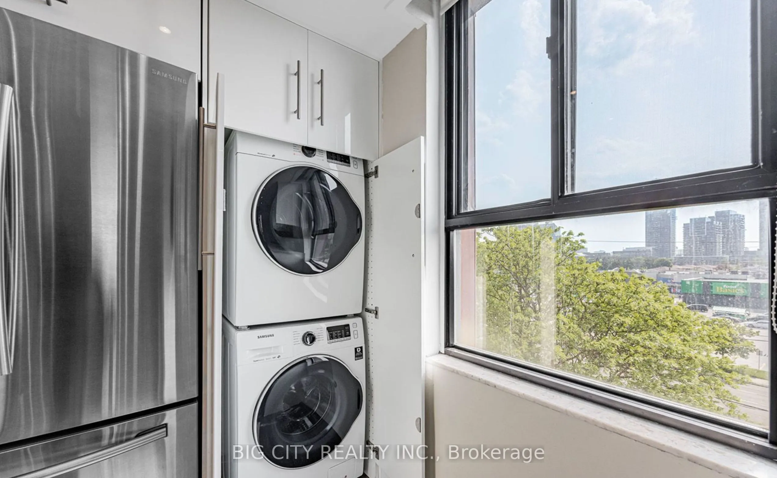 2721 Victoria Park Avenue, #506