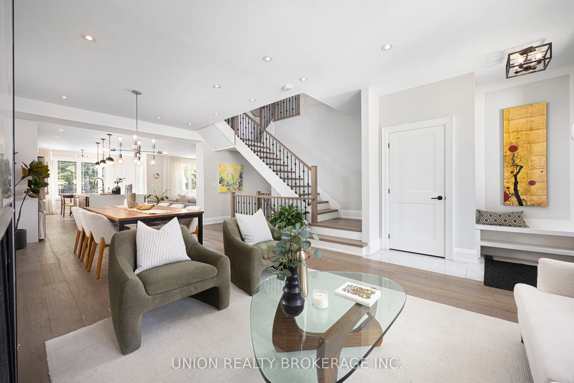 33 Hunt Club Drive
