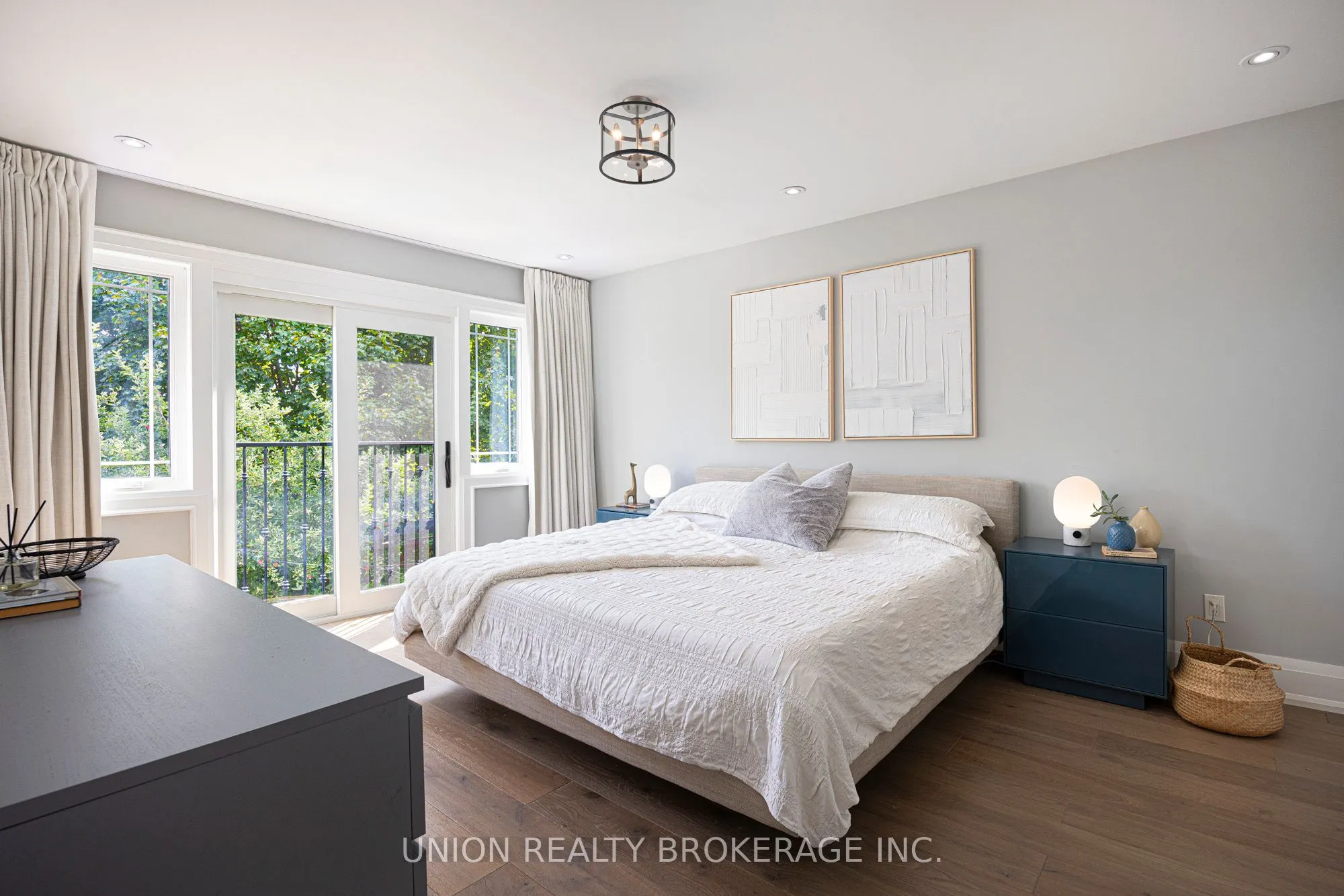 33 Hunt Club Drive