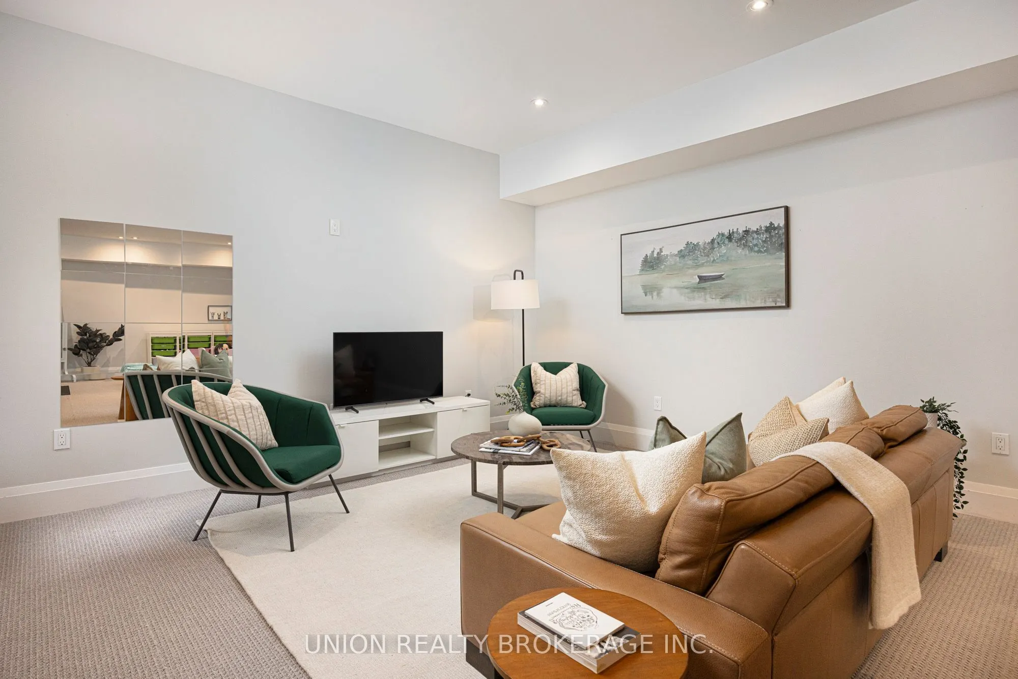 33 Hunt Club Drive