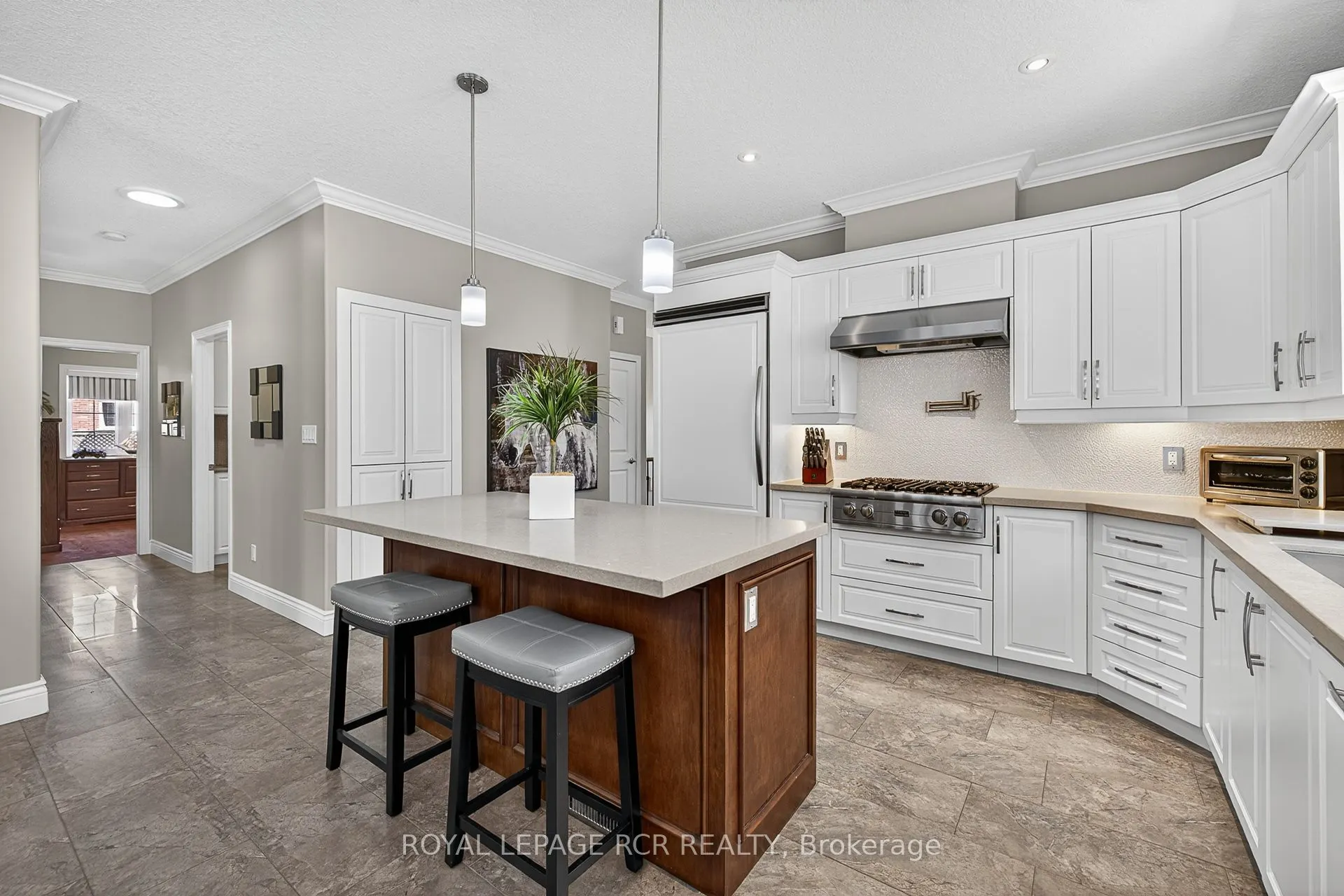 21 Corvinelli Drive