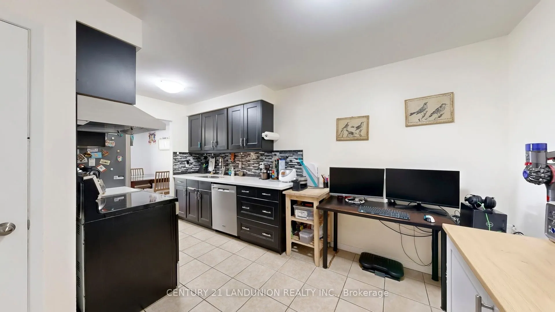 132 Silver Springs Boulevard