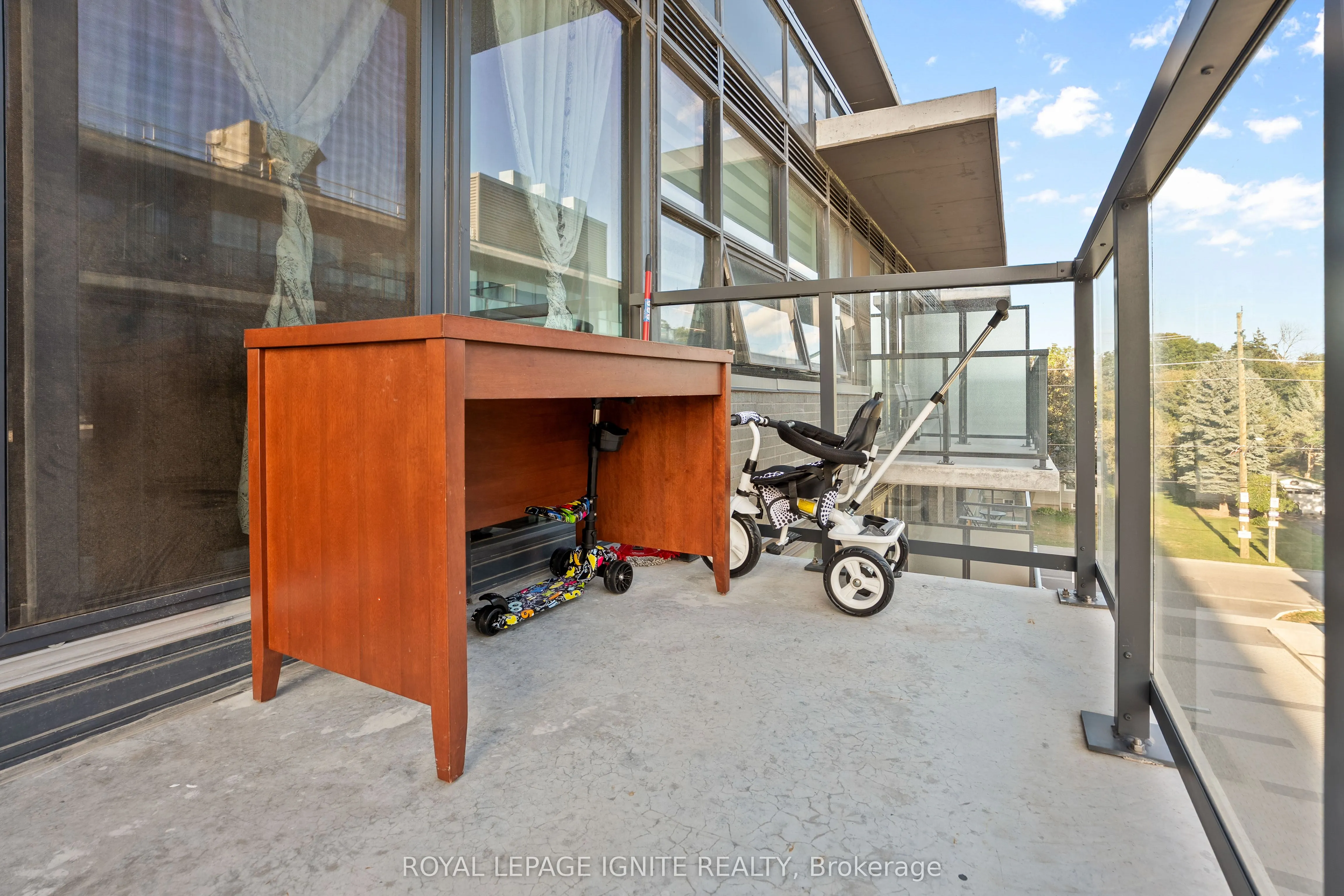 1604(B) Charles Street, #414