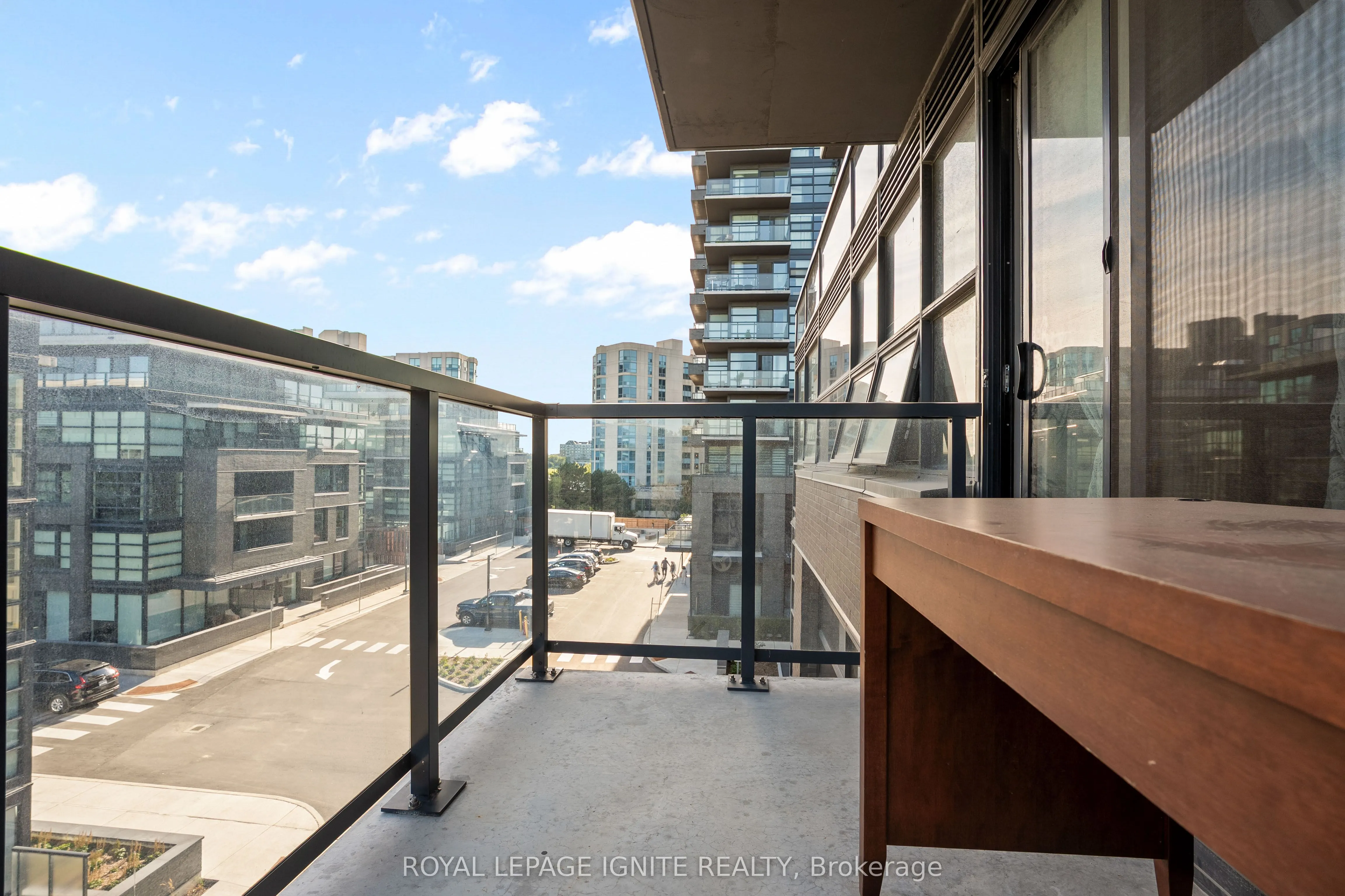 1604(B) Charles Street, #414