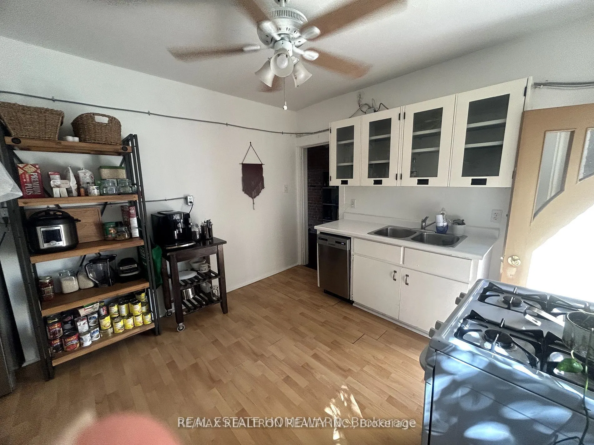 1297 Gerrard Street E, #A