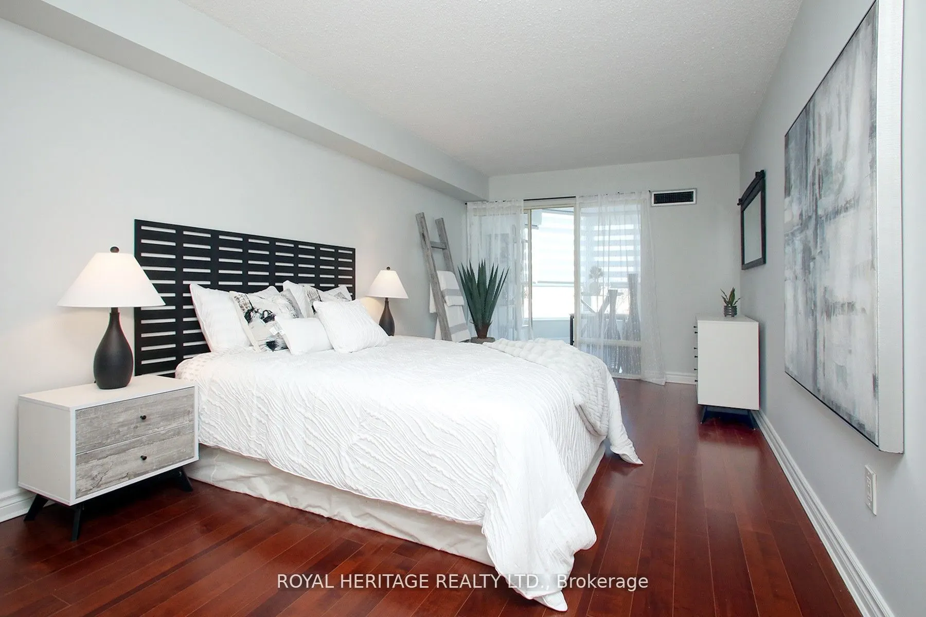 3231 Eglinton Avenue E, #505