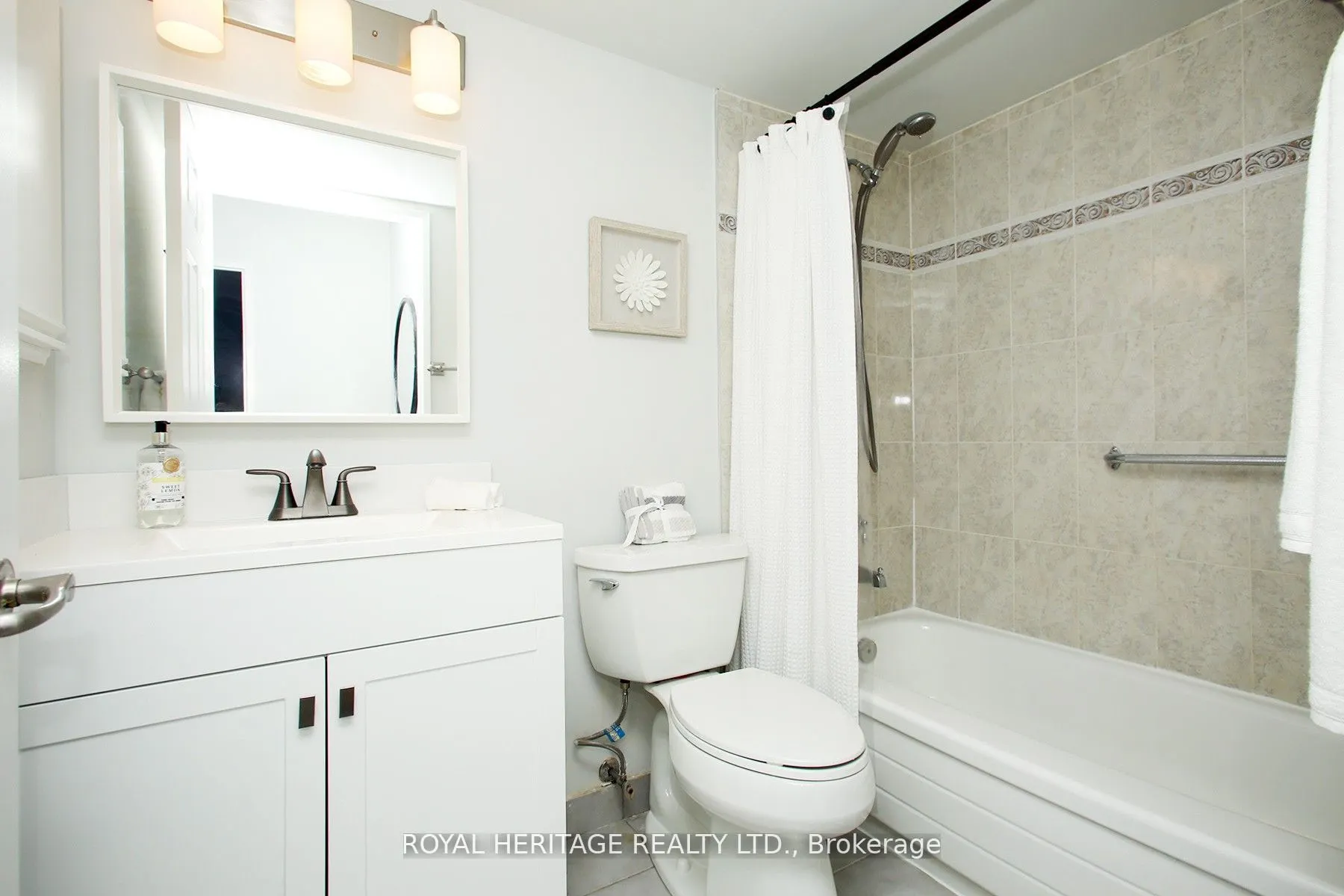 3231 Eglinton Avenue E, #505