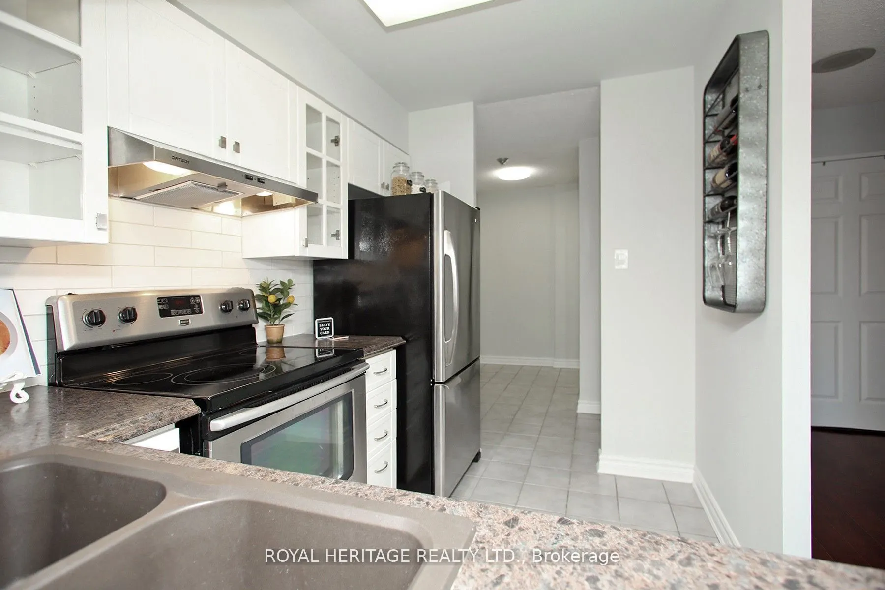3231 Eglinton Avenue E, #505