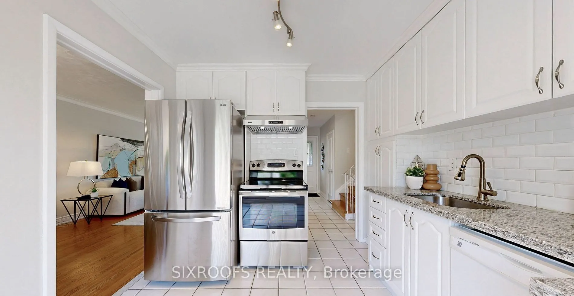 60 Beacham Crescent, #Upper