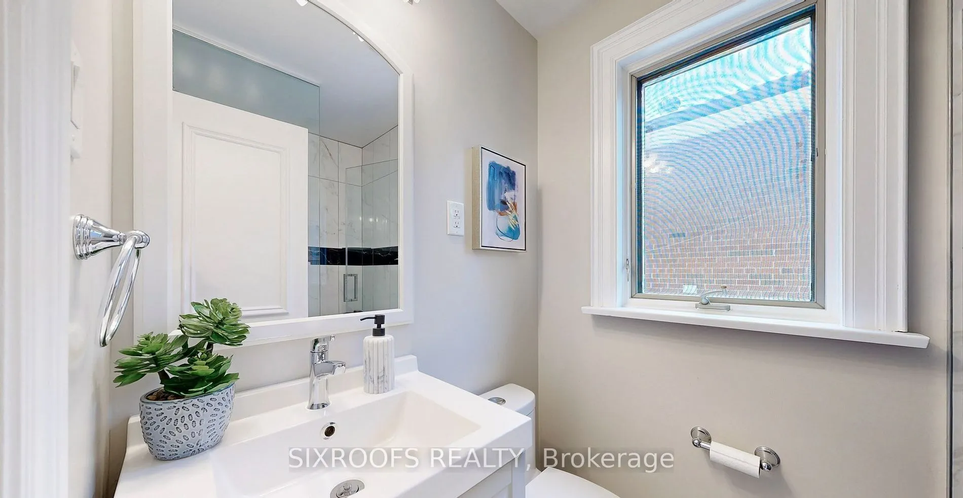 60 Beacham Crescent, #Upper