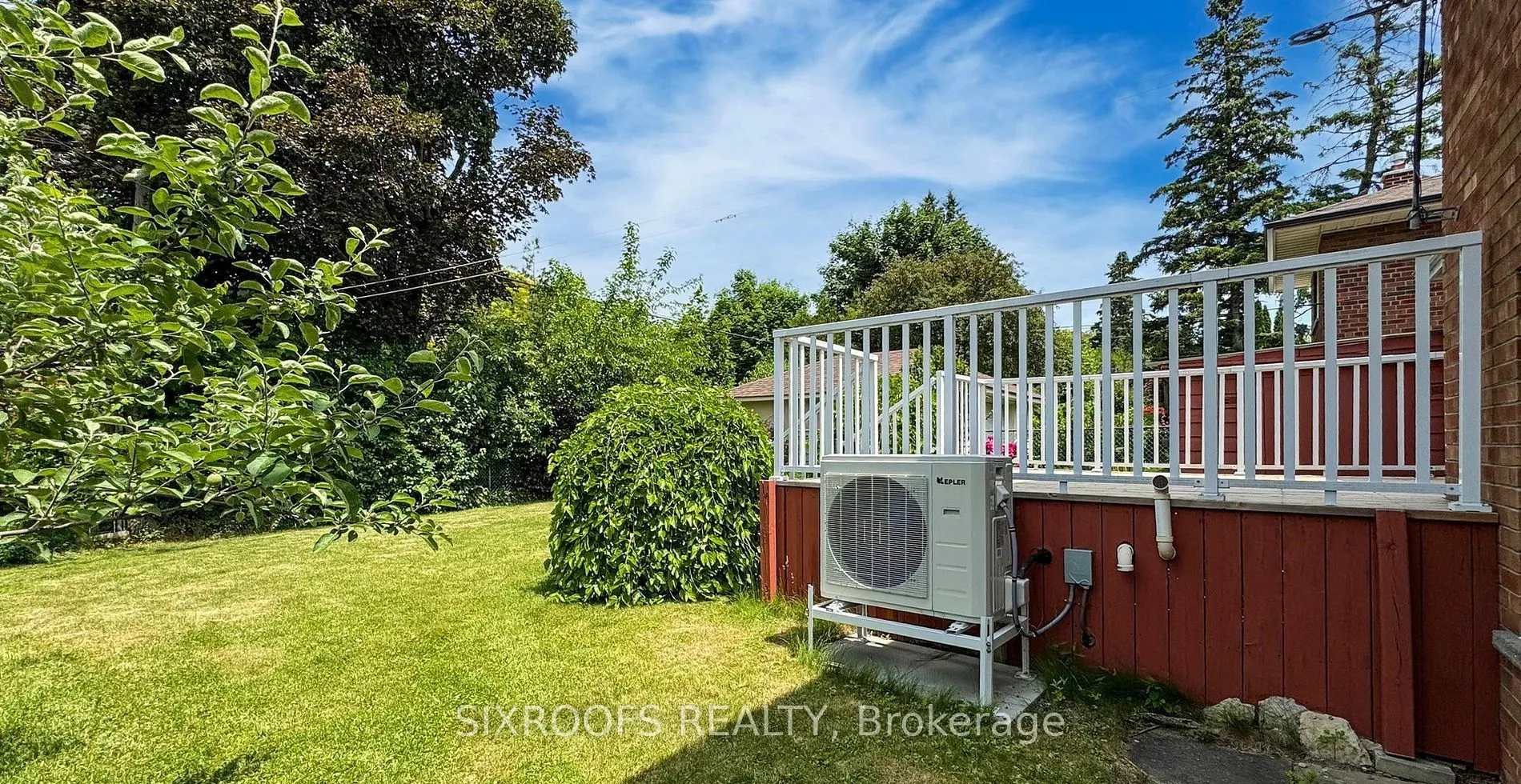 60 Beacham Crescent, #Upper