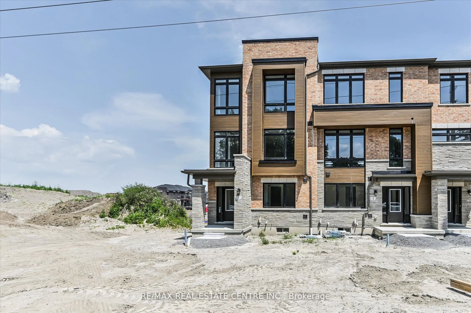 2 Cunliffe Lane