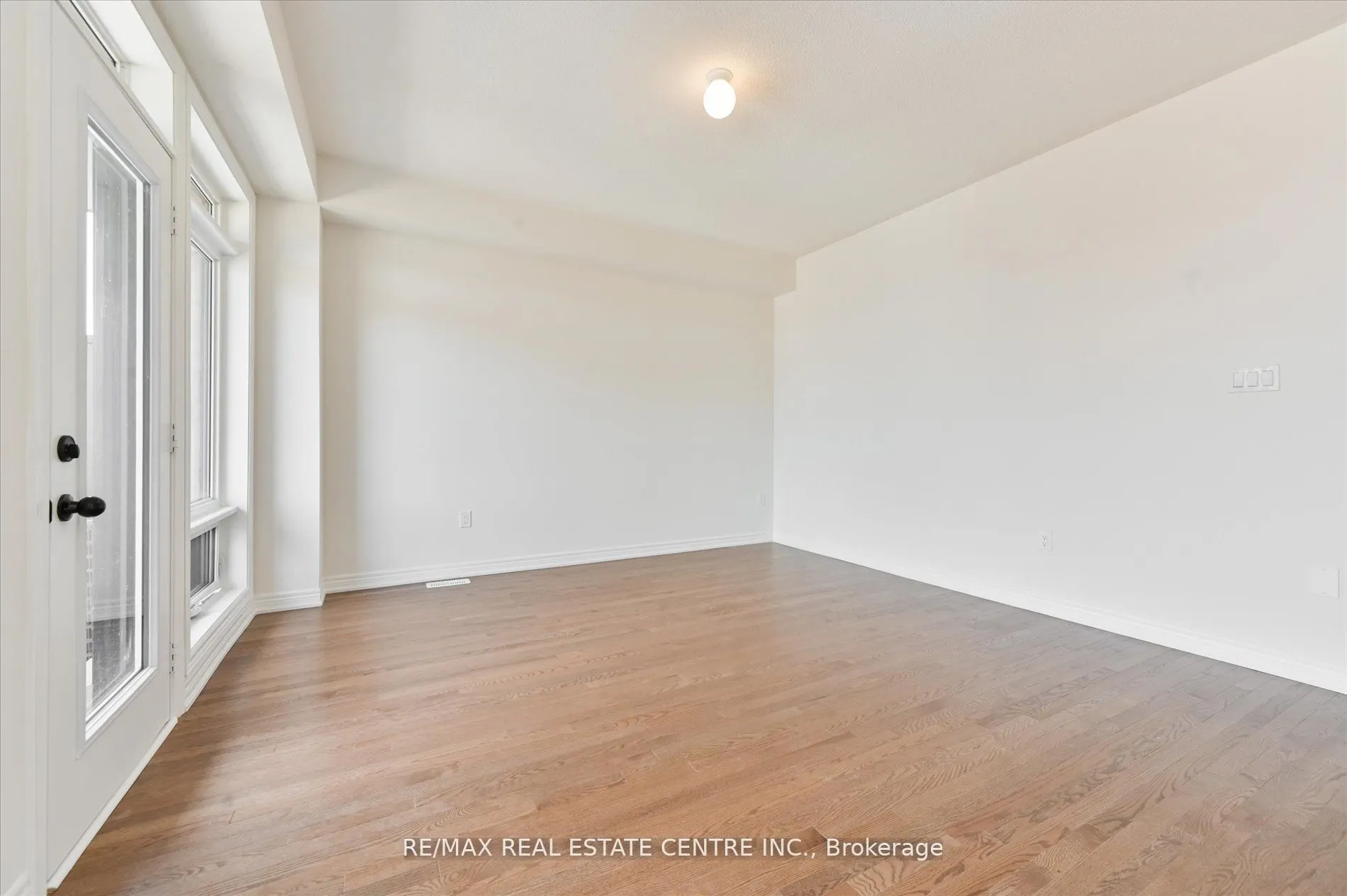 2 Cunliffe Lane