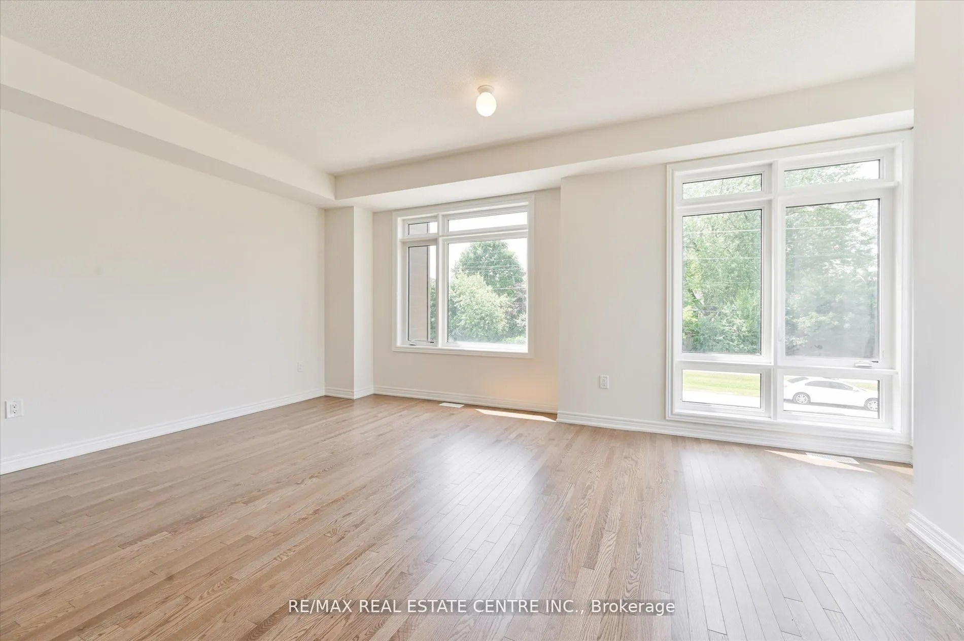 2 Cunliffe Lane