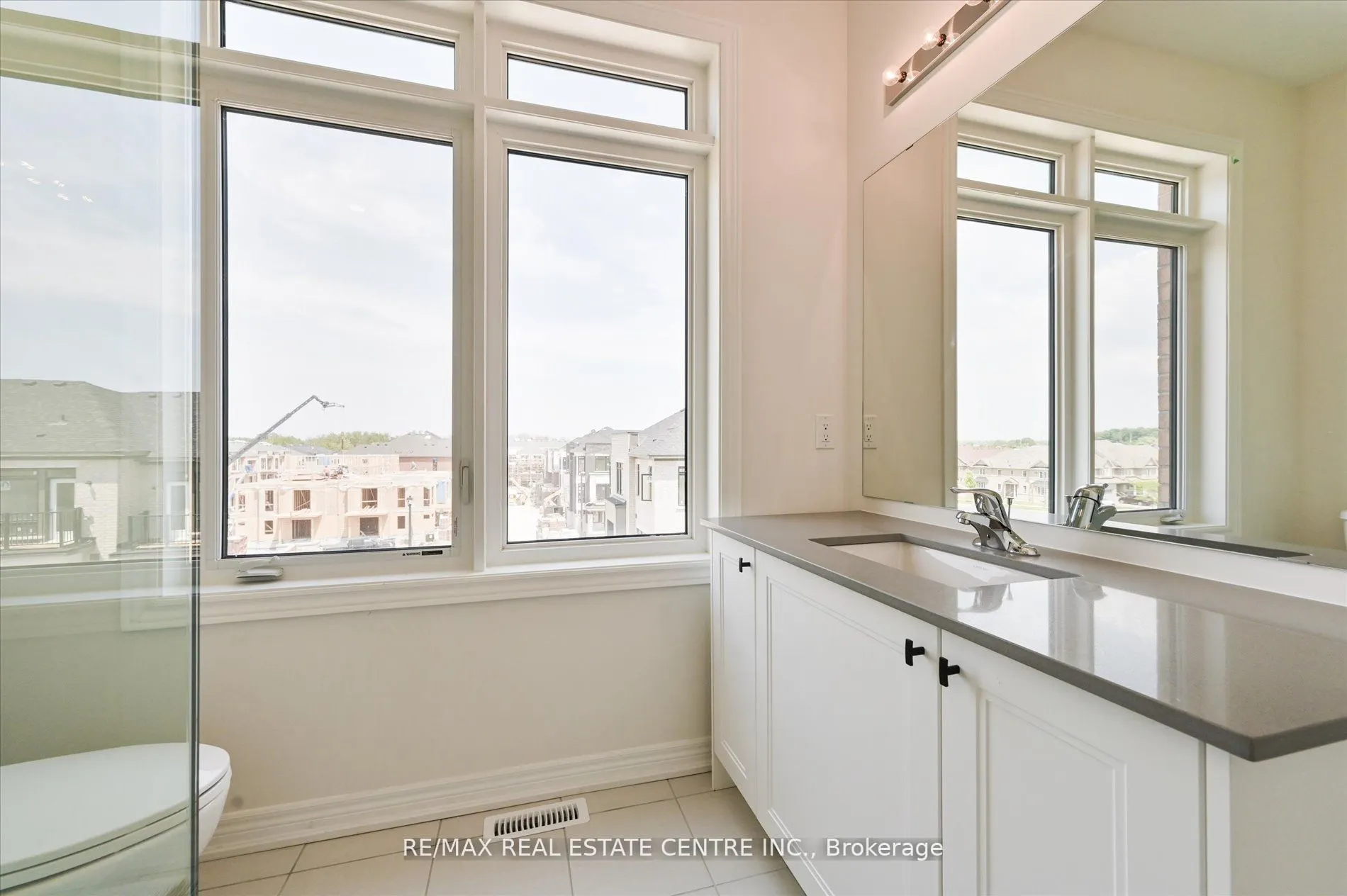 2 Cunliffe Lane
