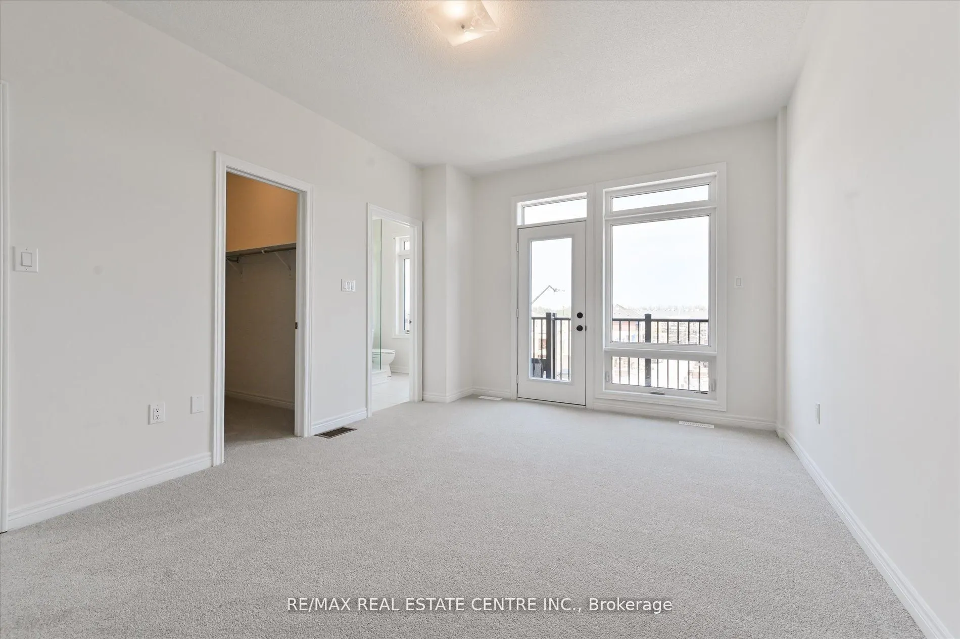 2 Cunliffe Lane