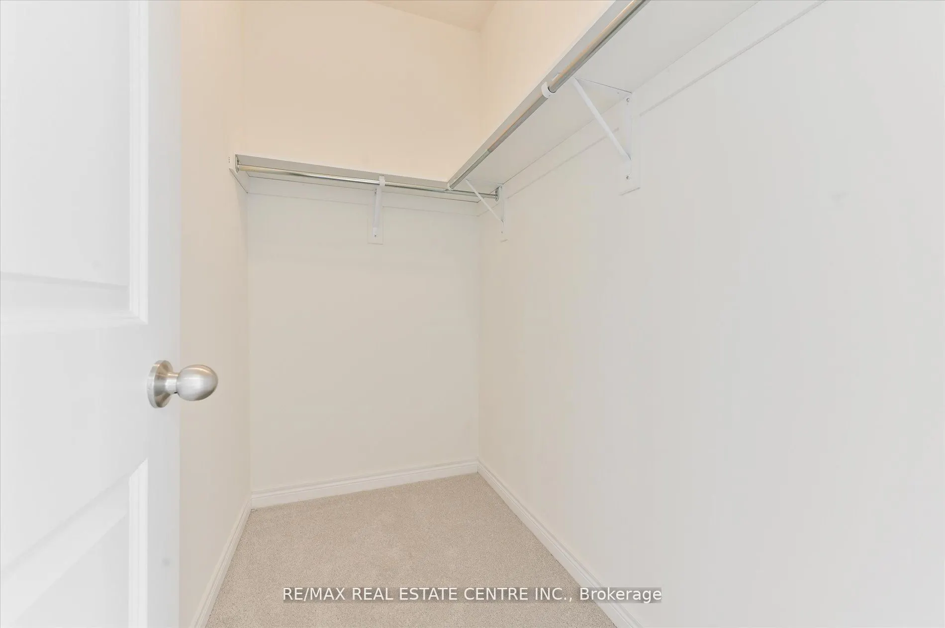 2 Cunliffe Lane
