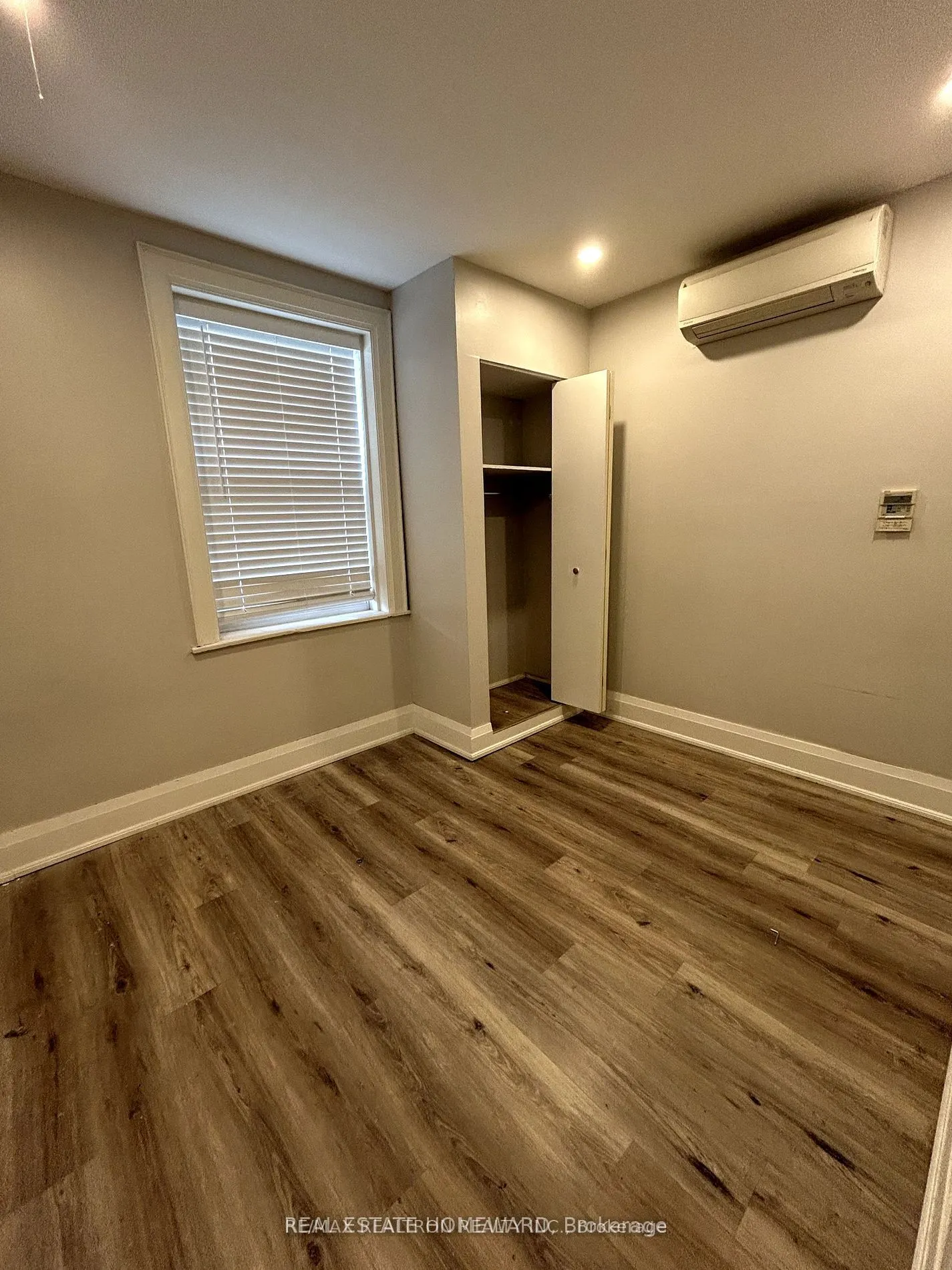 1480 Dundas Street E, #1