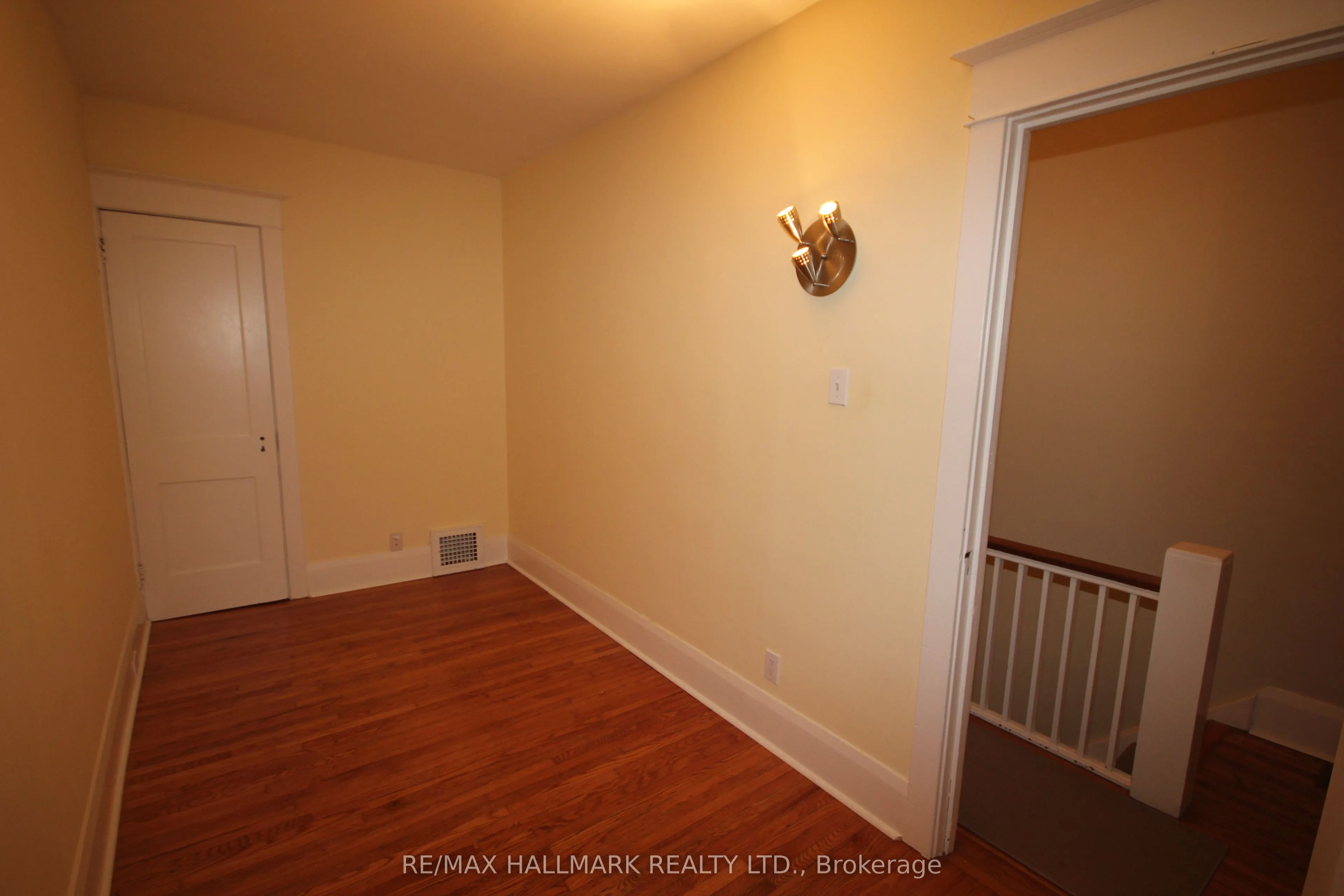 31 Hiawatha Road