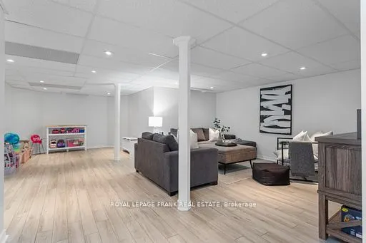 11 Staples Avenue