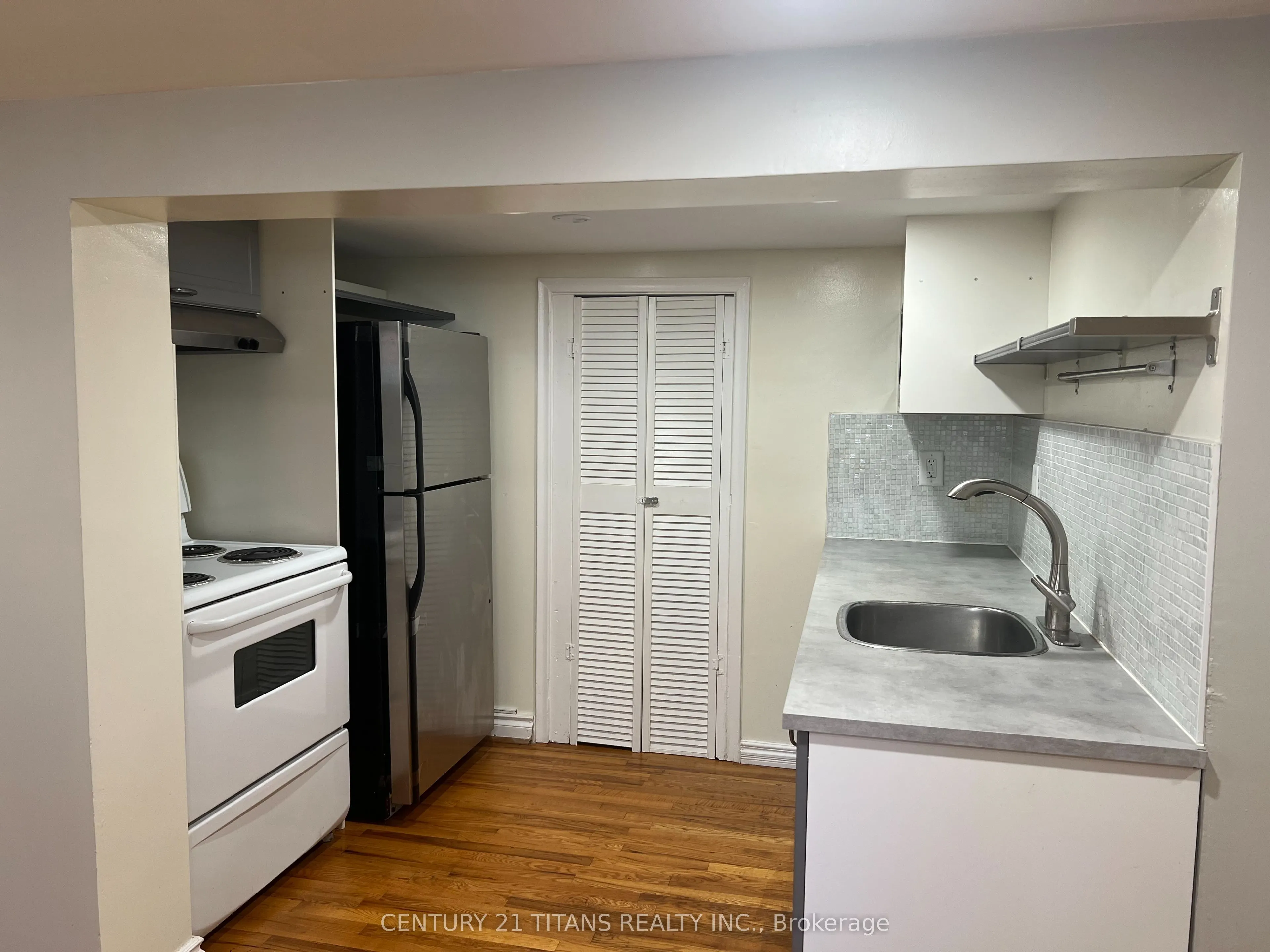 54 Newlands Avenue