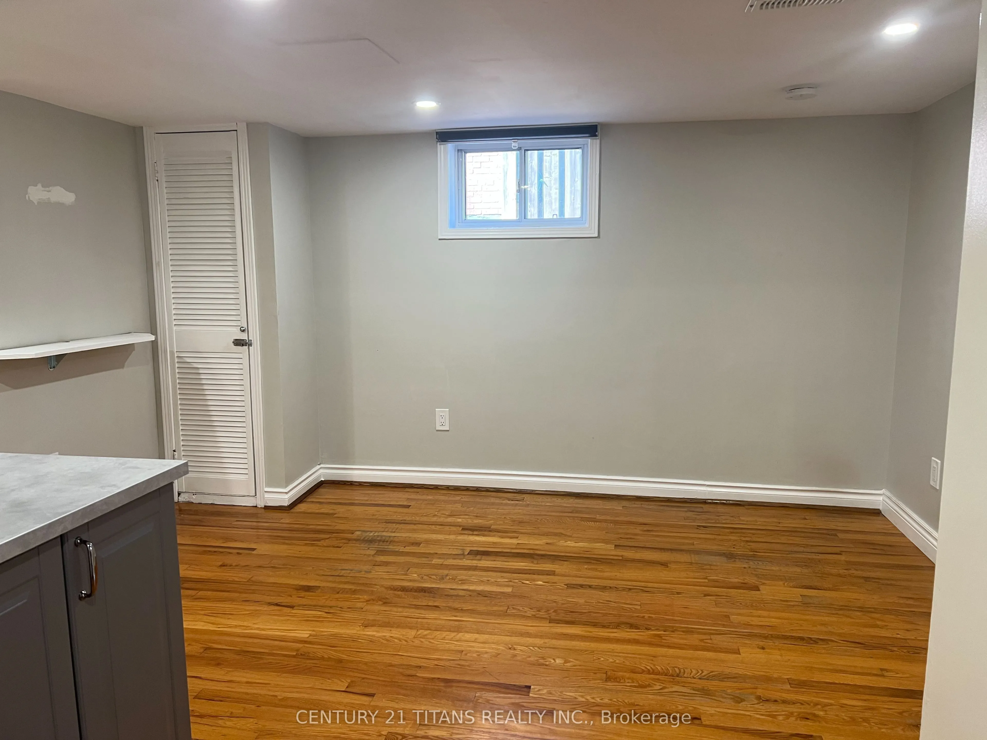 54 Newlands Avenue