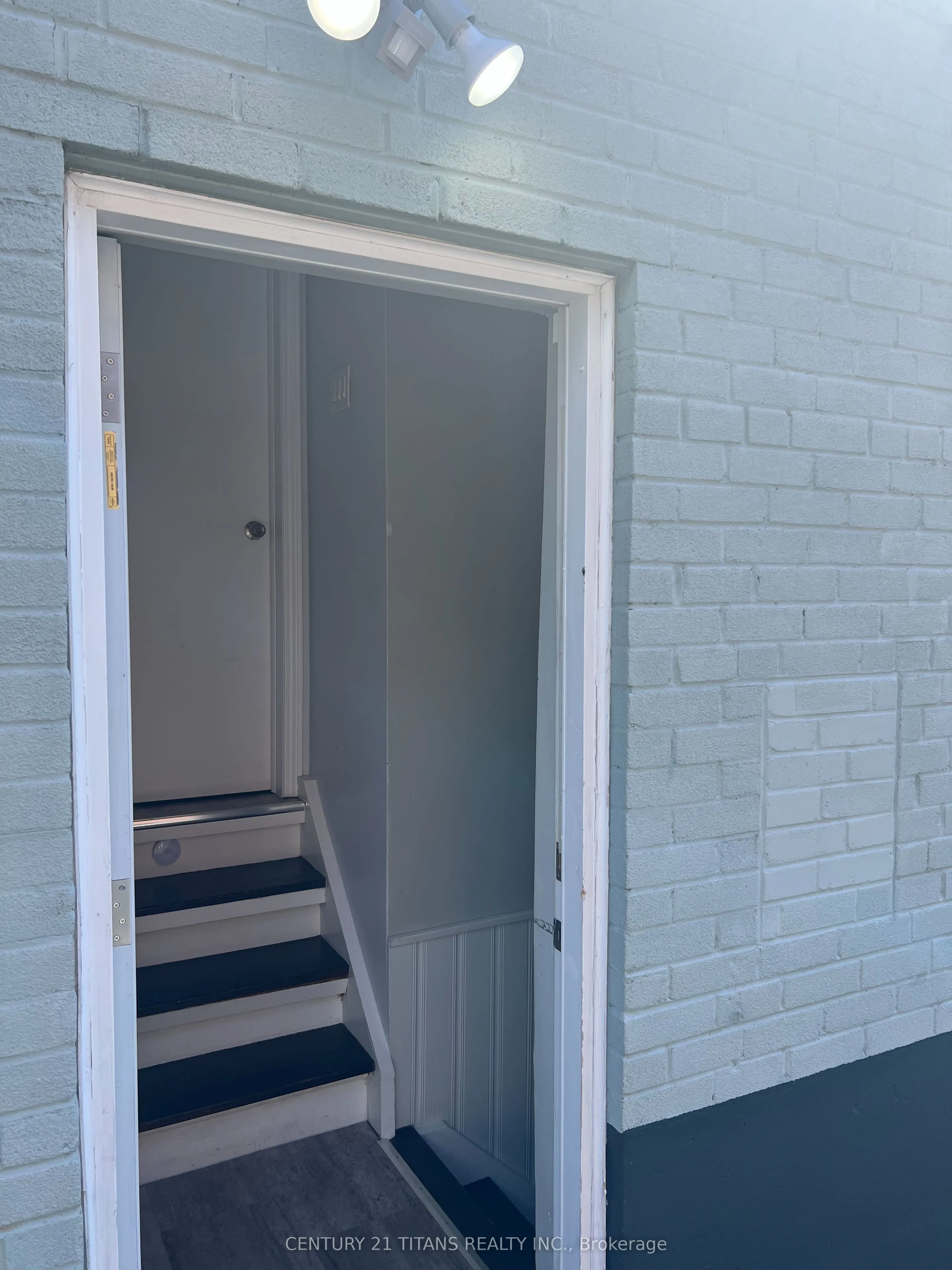 54 Newlands Avenue