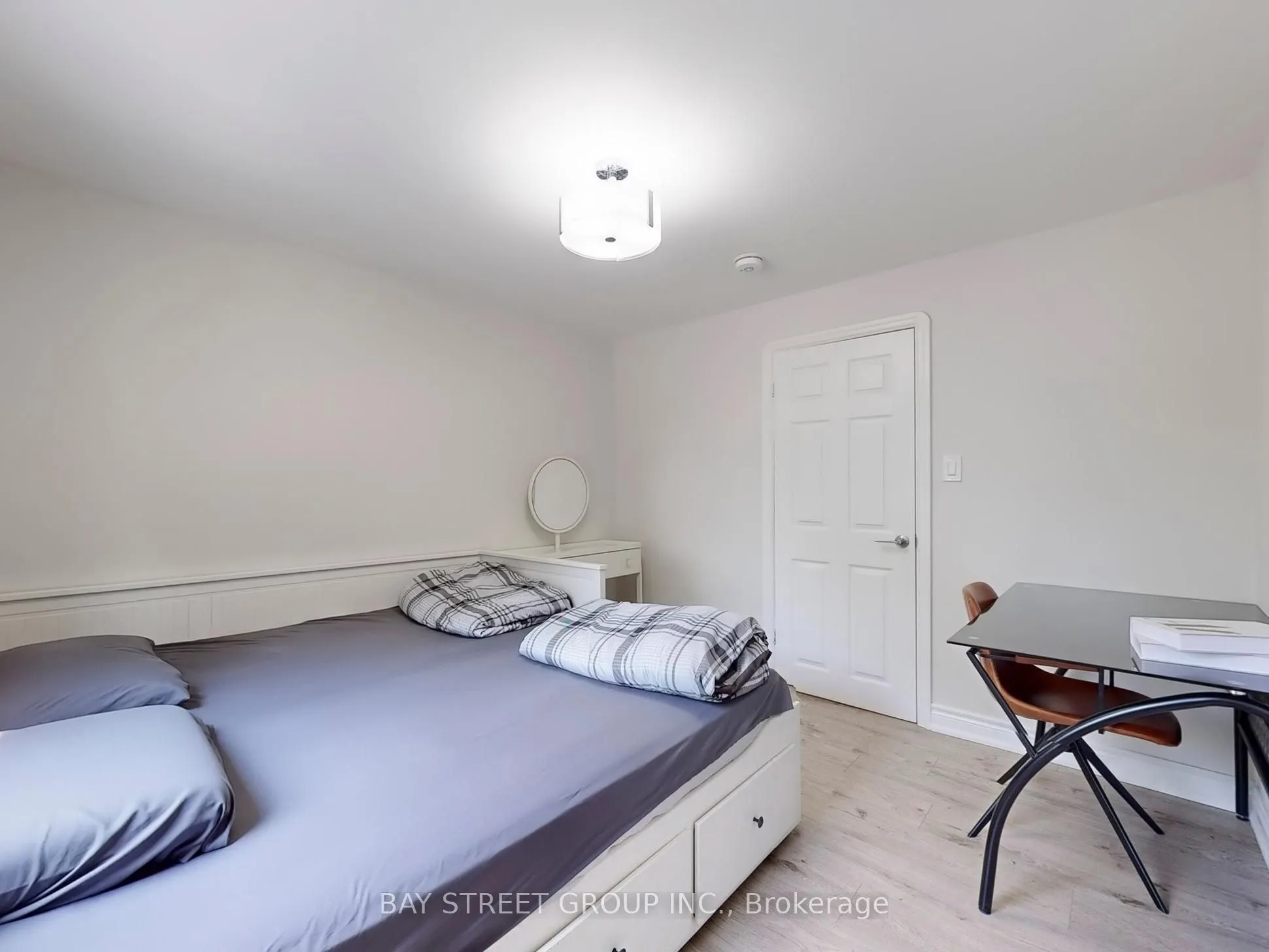 657 Pharmacy Avenue, #Main