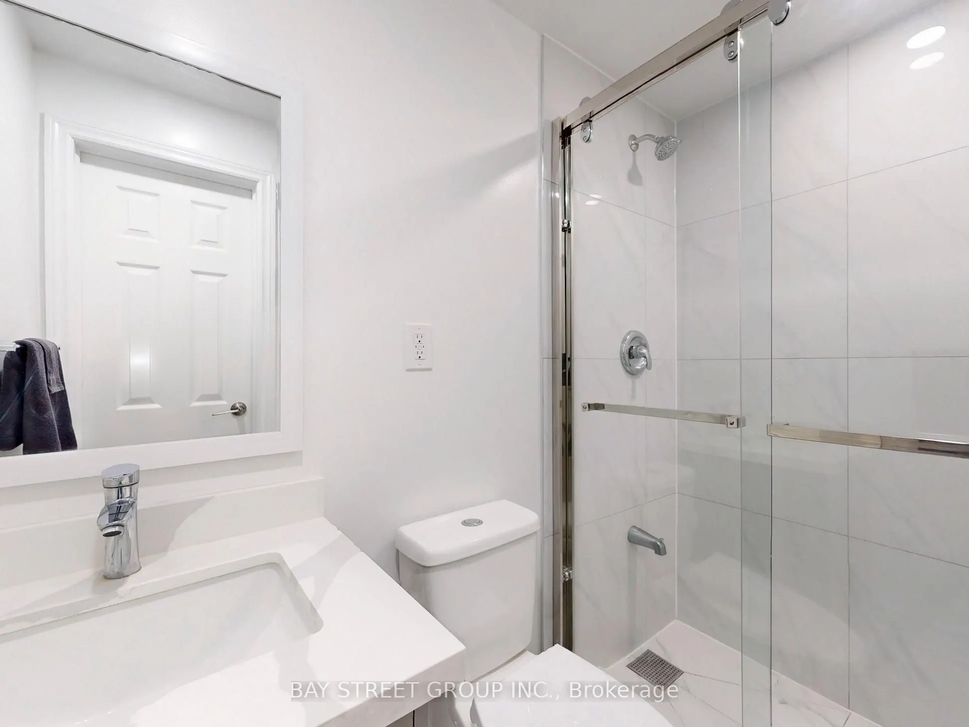 657 Pharmacy Avenue, #Main