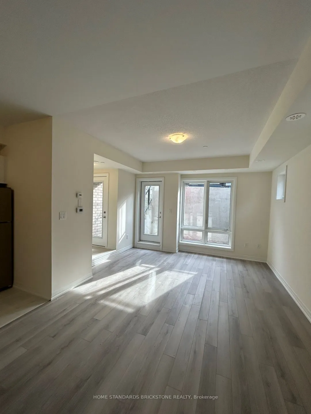25 Priya Lane, #1