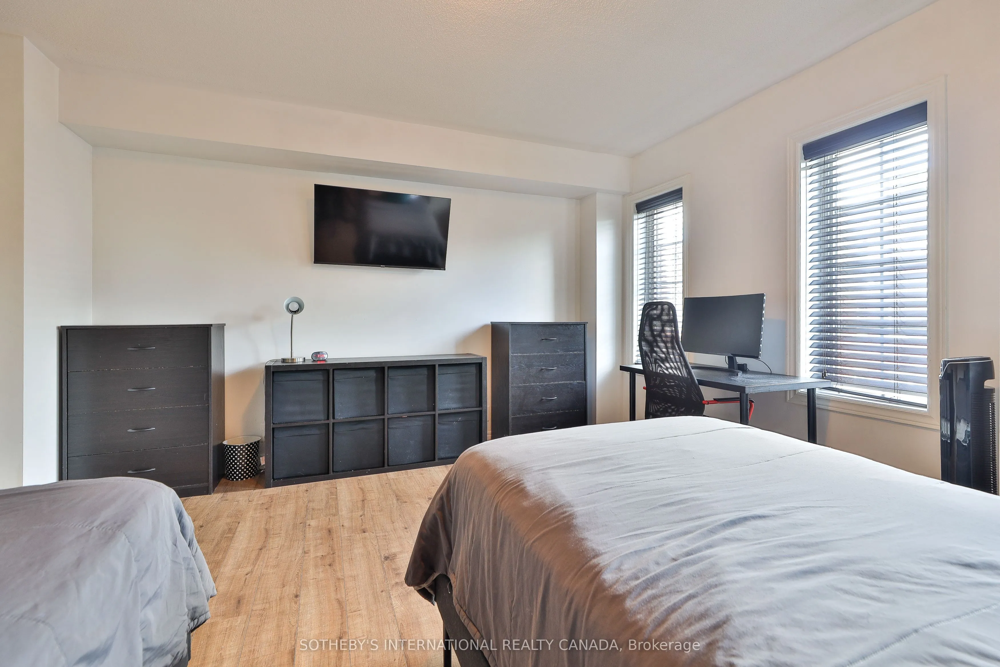 1330 Altona Road, #21