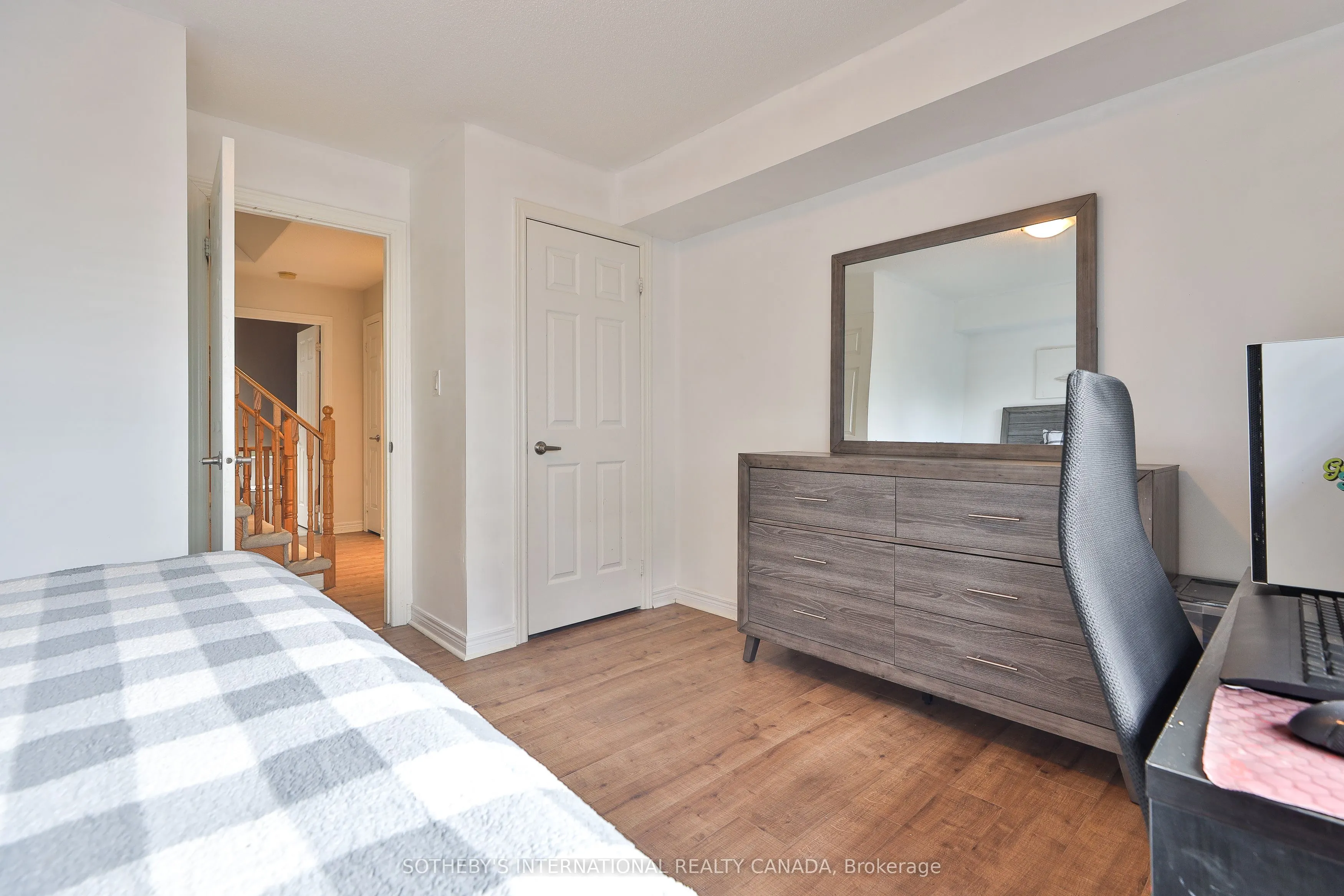 1330 Altona Road, #21