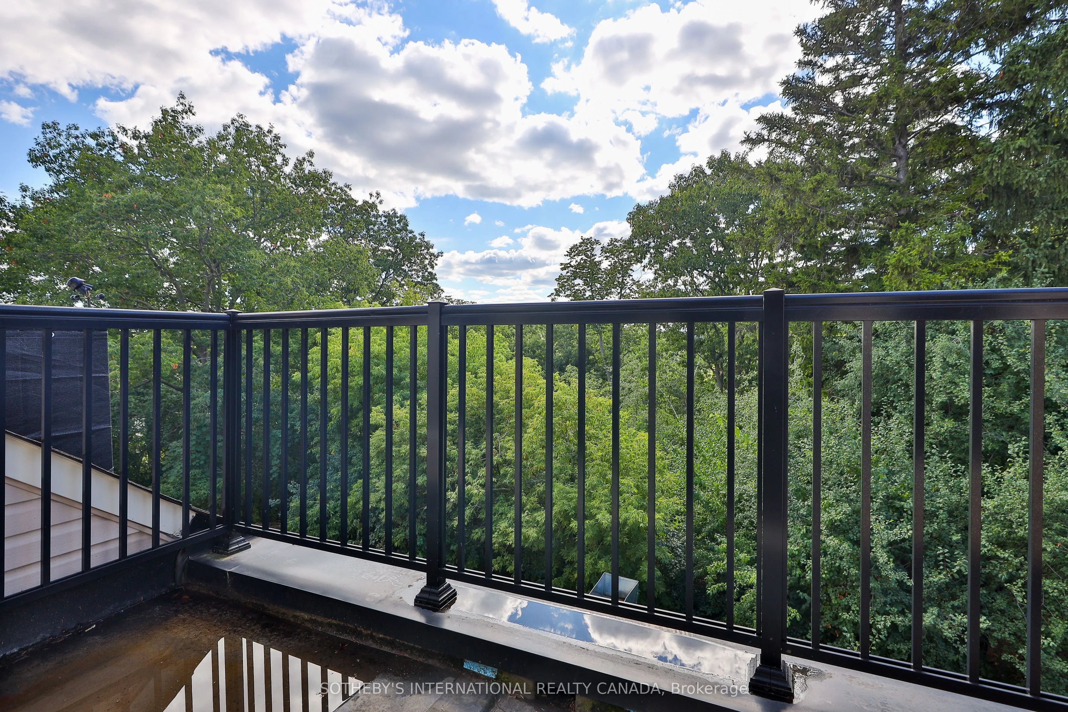 1330 Altona Road, #21