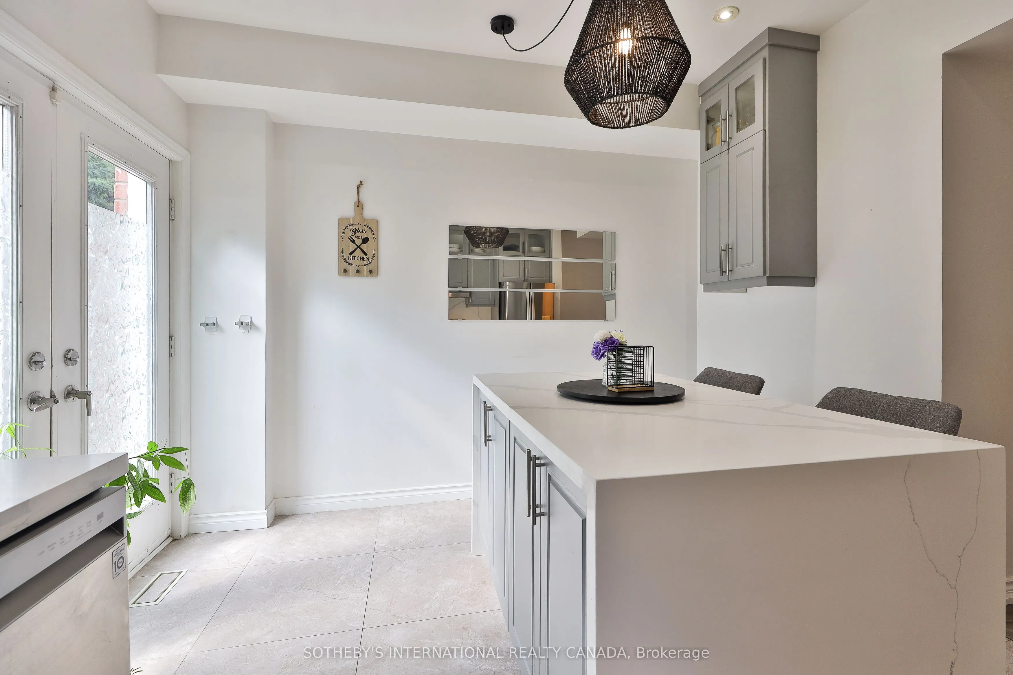 1330 Altona Road, #21